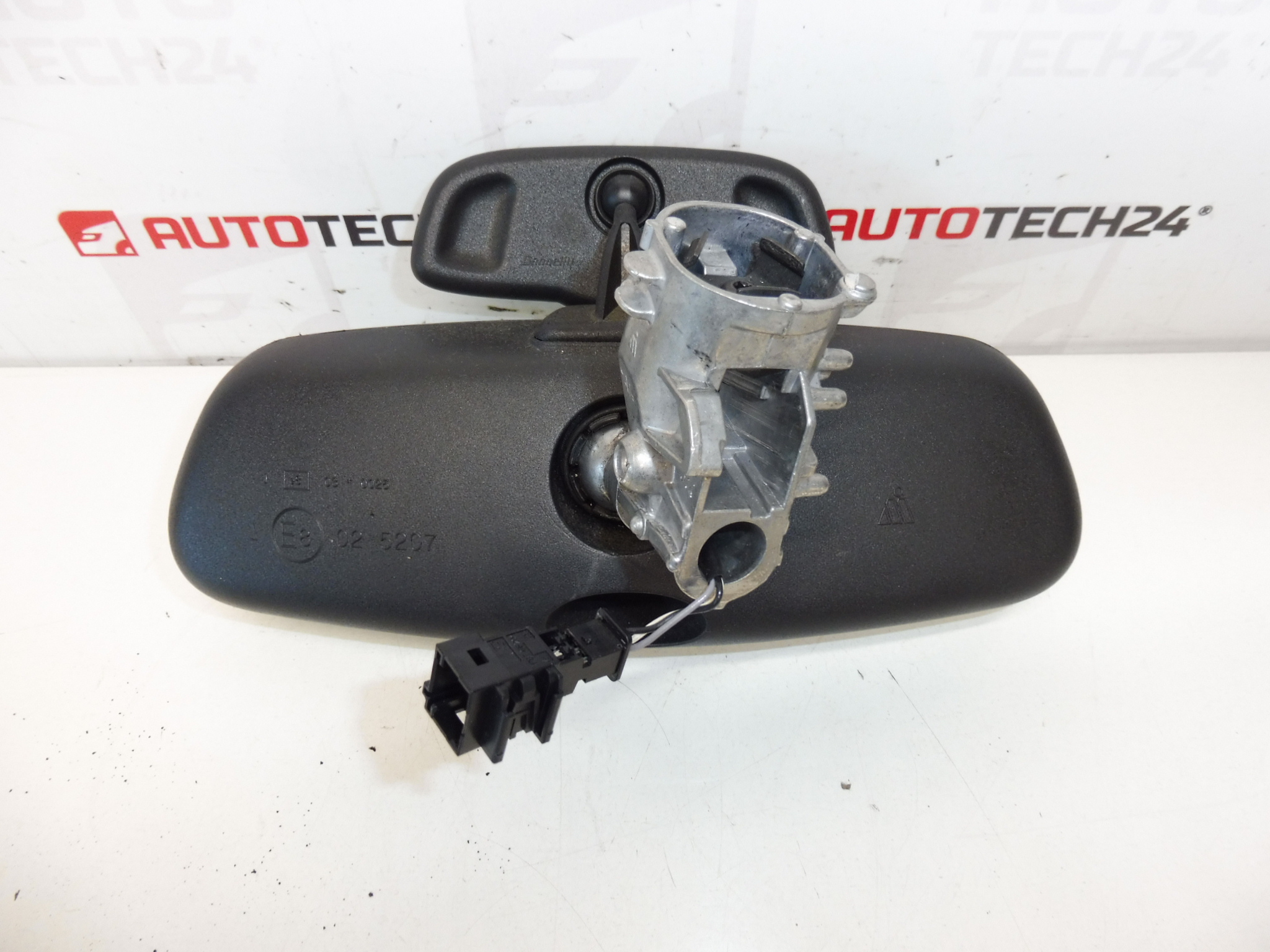 Вътрешно огледало за обратно виждане Peugeot 3008 и 5008 8154JV 815489