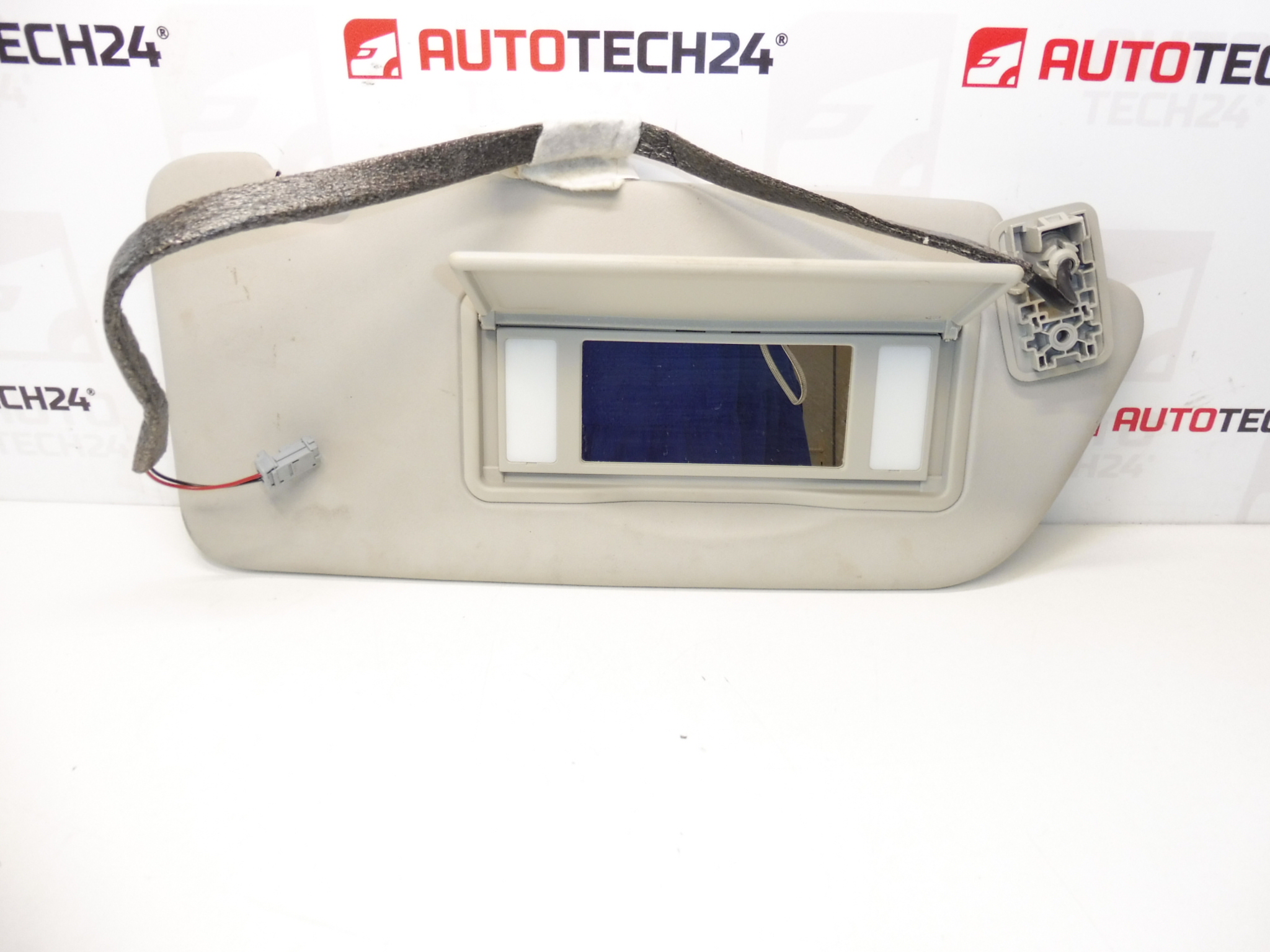 Сенник Peugeot 3008 5008 десен 816334 16115131BJ