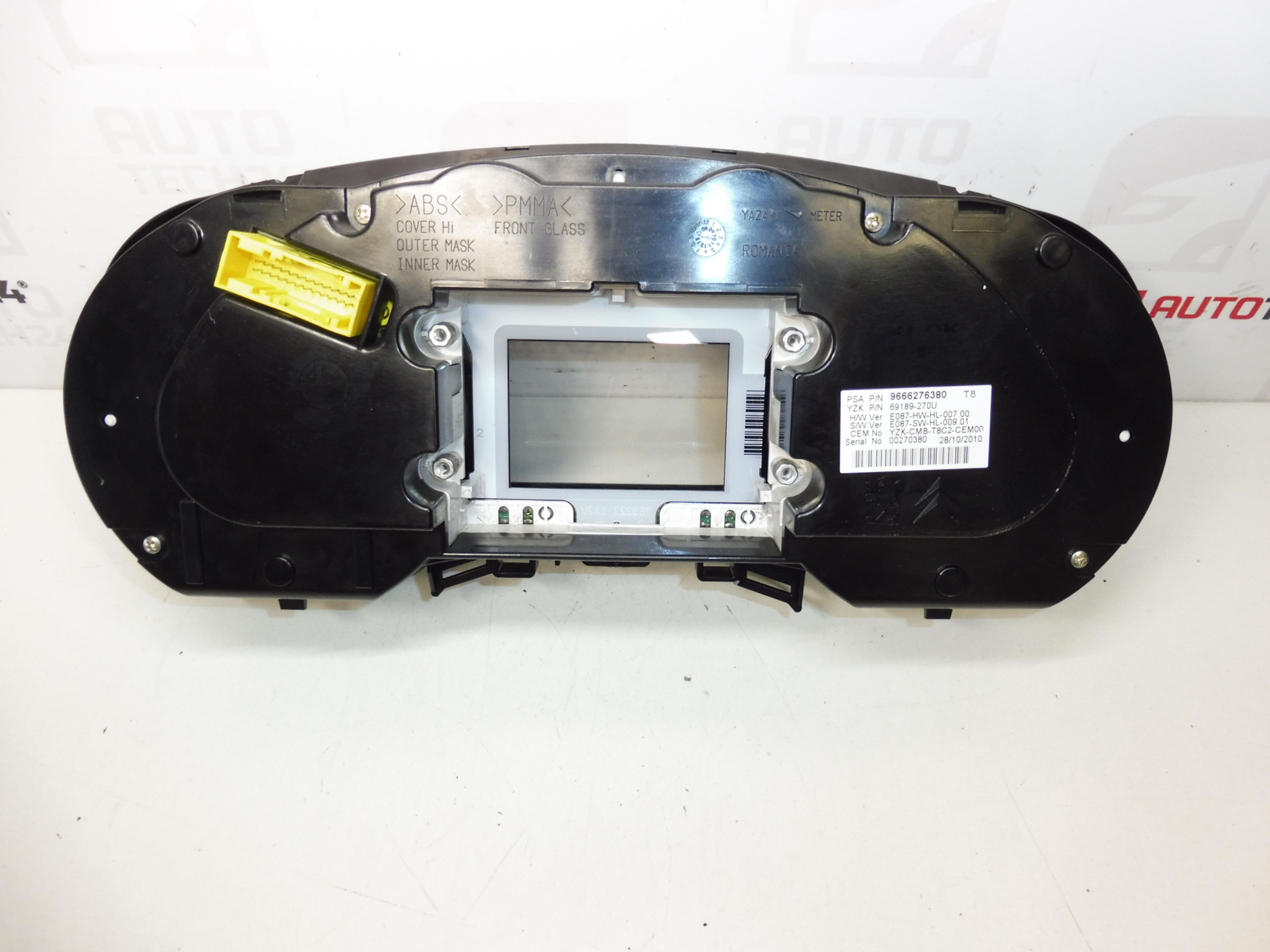 Скоростомер 201000км Peugeot 3008 5008 9666276380 9805170680 6103Y4