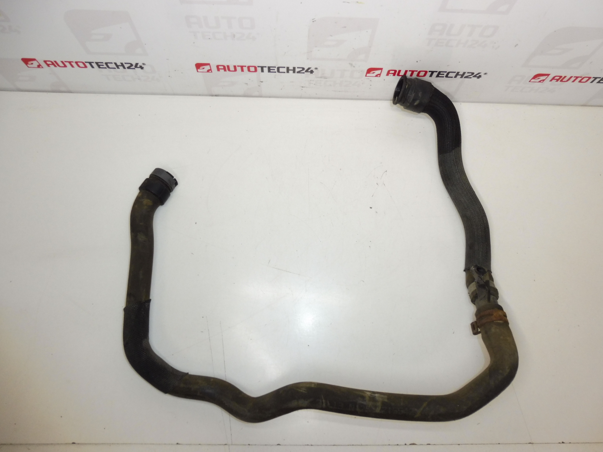 Маркуч за вода Citroën Peugeot 1.4 VTI 1.6 VTI 135201 1351NG