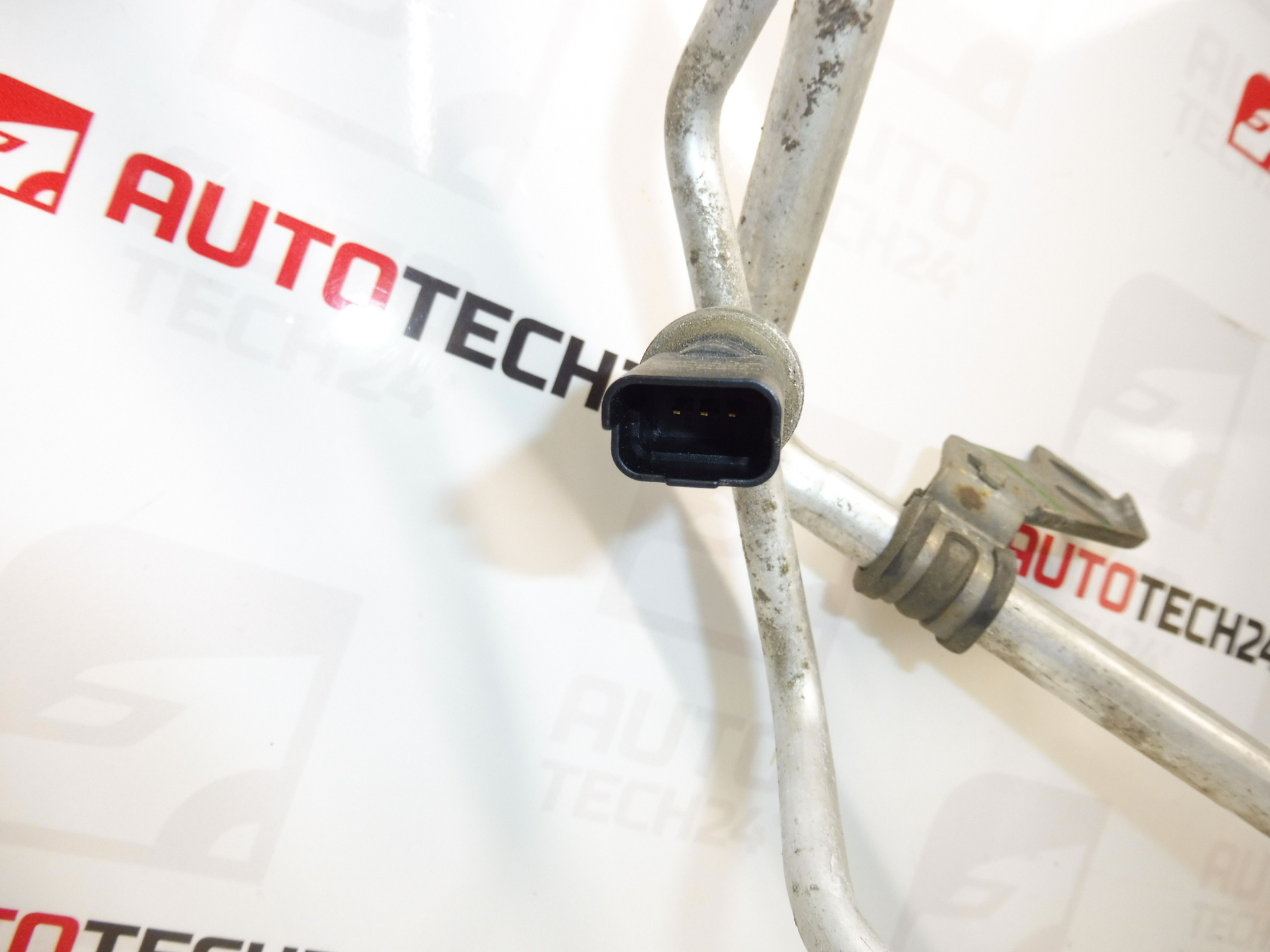 Климатична тръба Peugeot 1007 9680436080 6460TJ