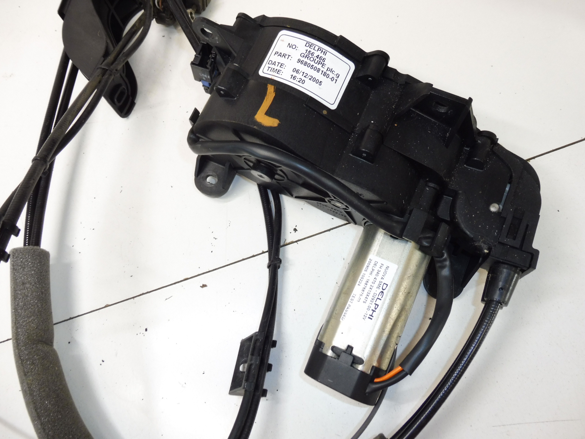 Peugeot 1007 електрическо задвижване на водача 9680508180 9137C1 9137A9