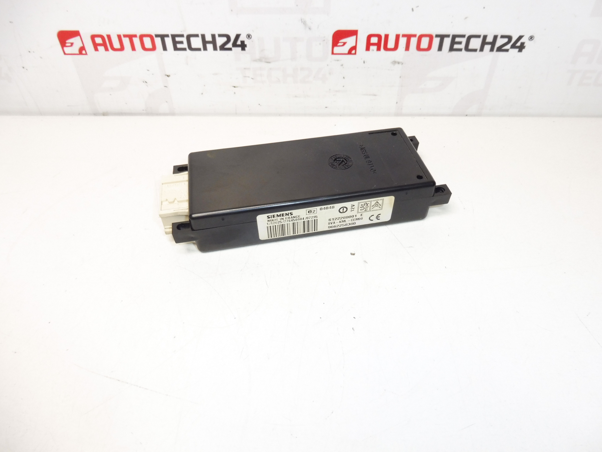 Bluetooth модул Citroën Peugeot 9662258380 S122288001 659384