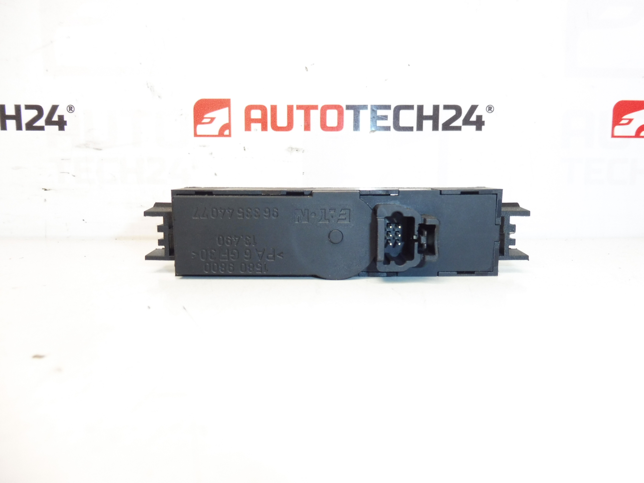 Навигация Peugeot 607 9633544077 656362