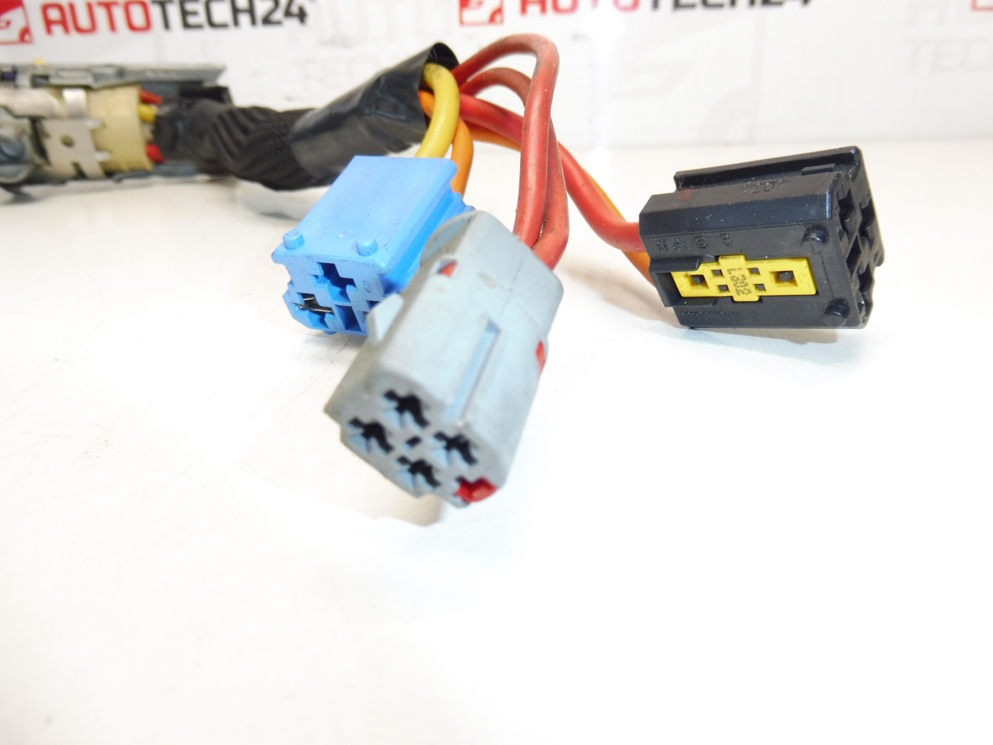 Разпределителна кутия 1 ключ Peugeot 607 4162T5