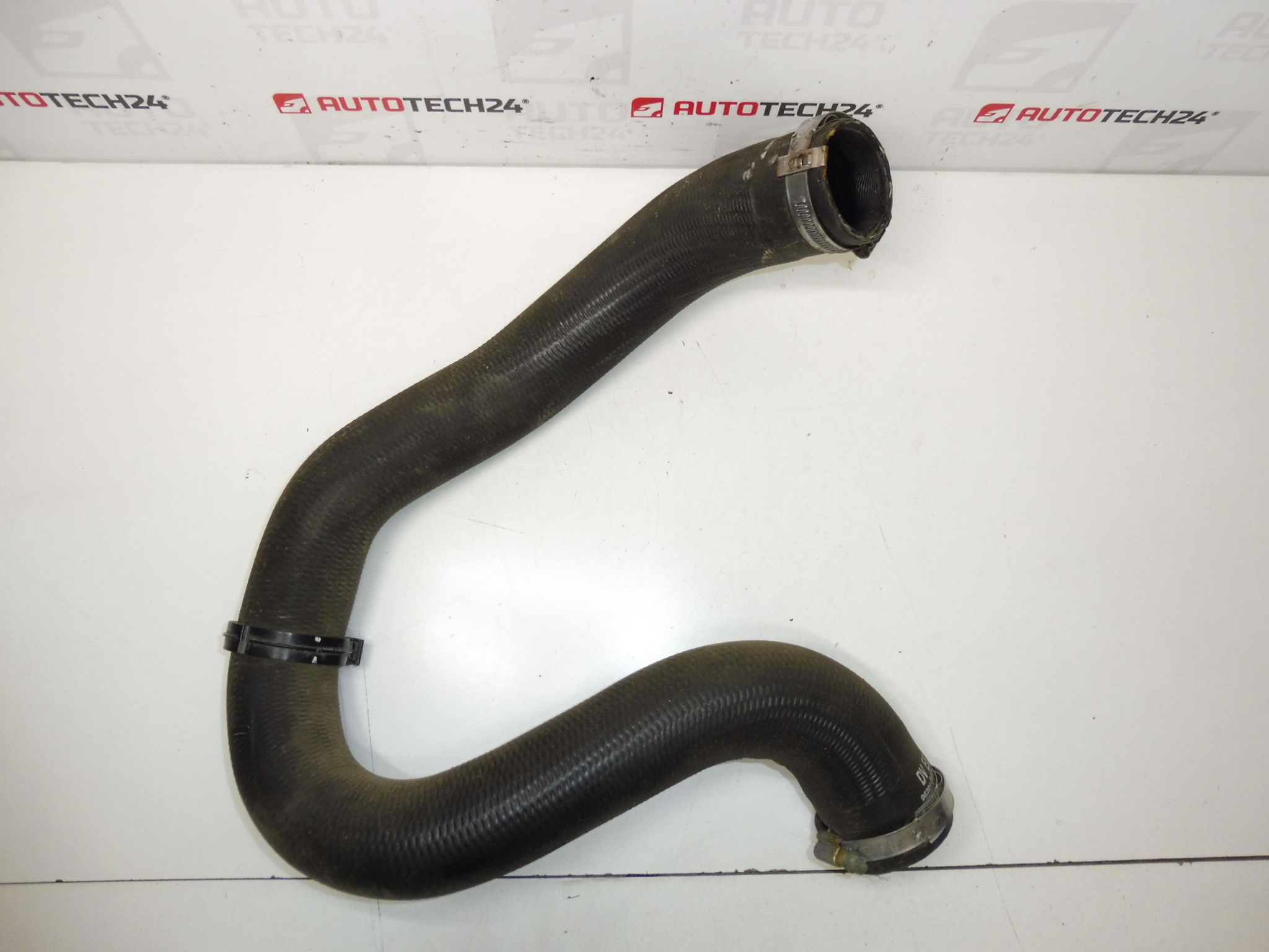 Въздушна връзка 1.5 HDI Citroën Peugeot 9820100780