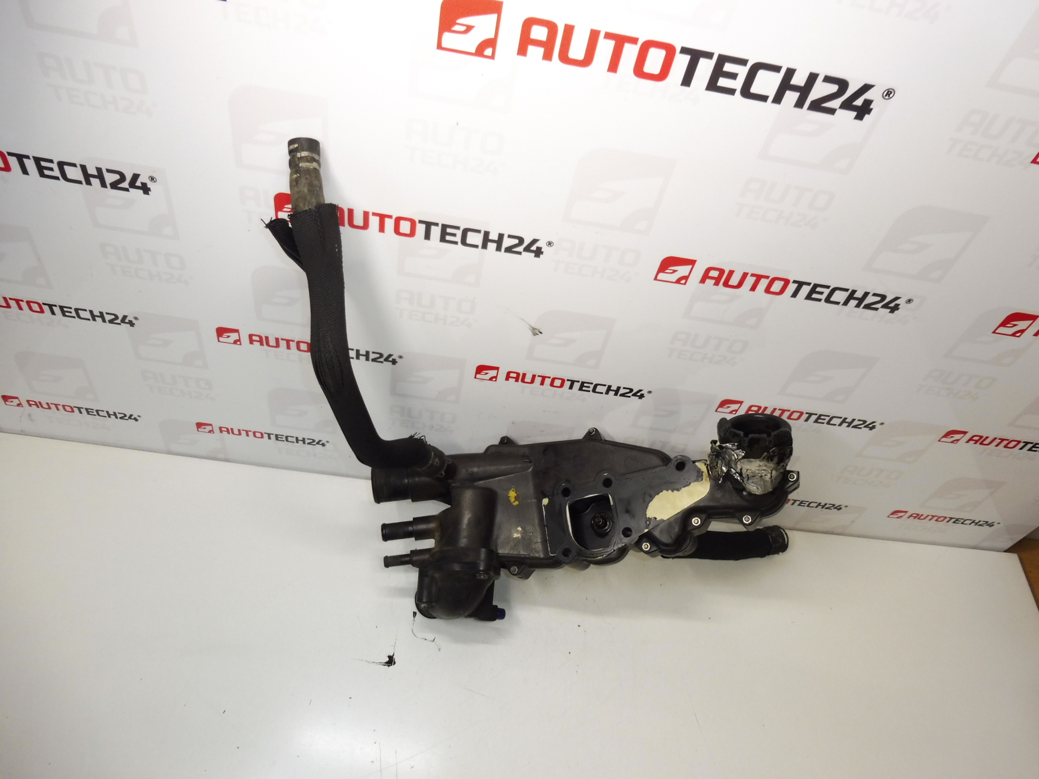 Корпус на термостат Citroën Peugeot 2.2 HDI 9643093480 1336W6