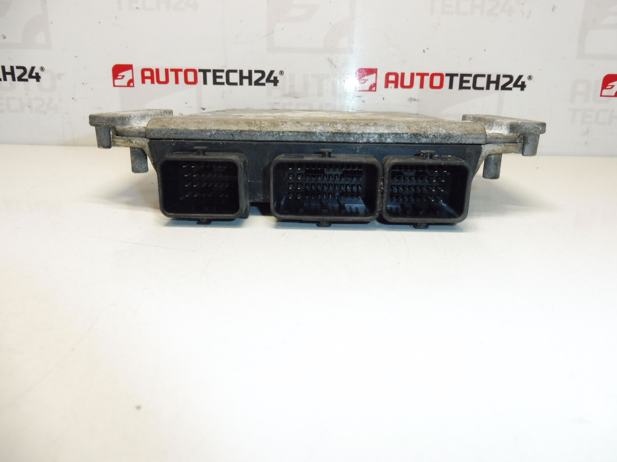 ECU Bosch EDC15C2 2.2 HDI JTD 0281011522 9655816780