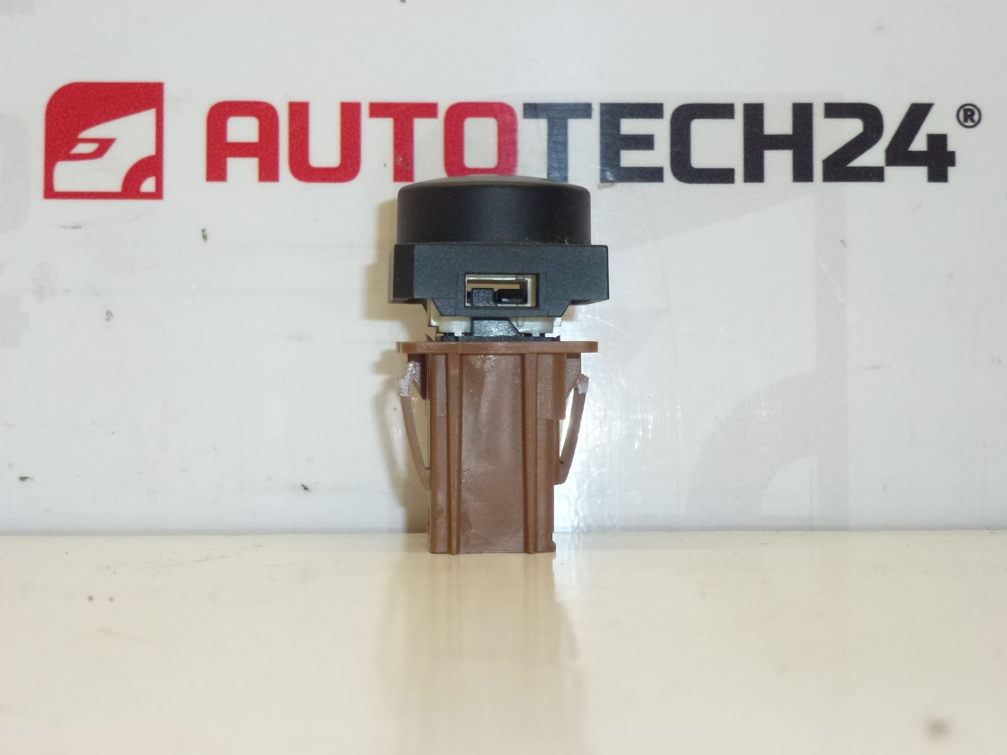 Контролер за заключване на Citroën Xsara Picasso 6554T1