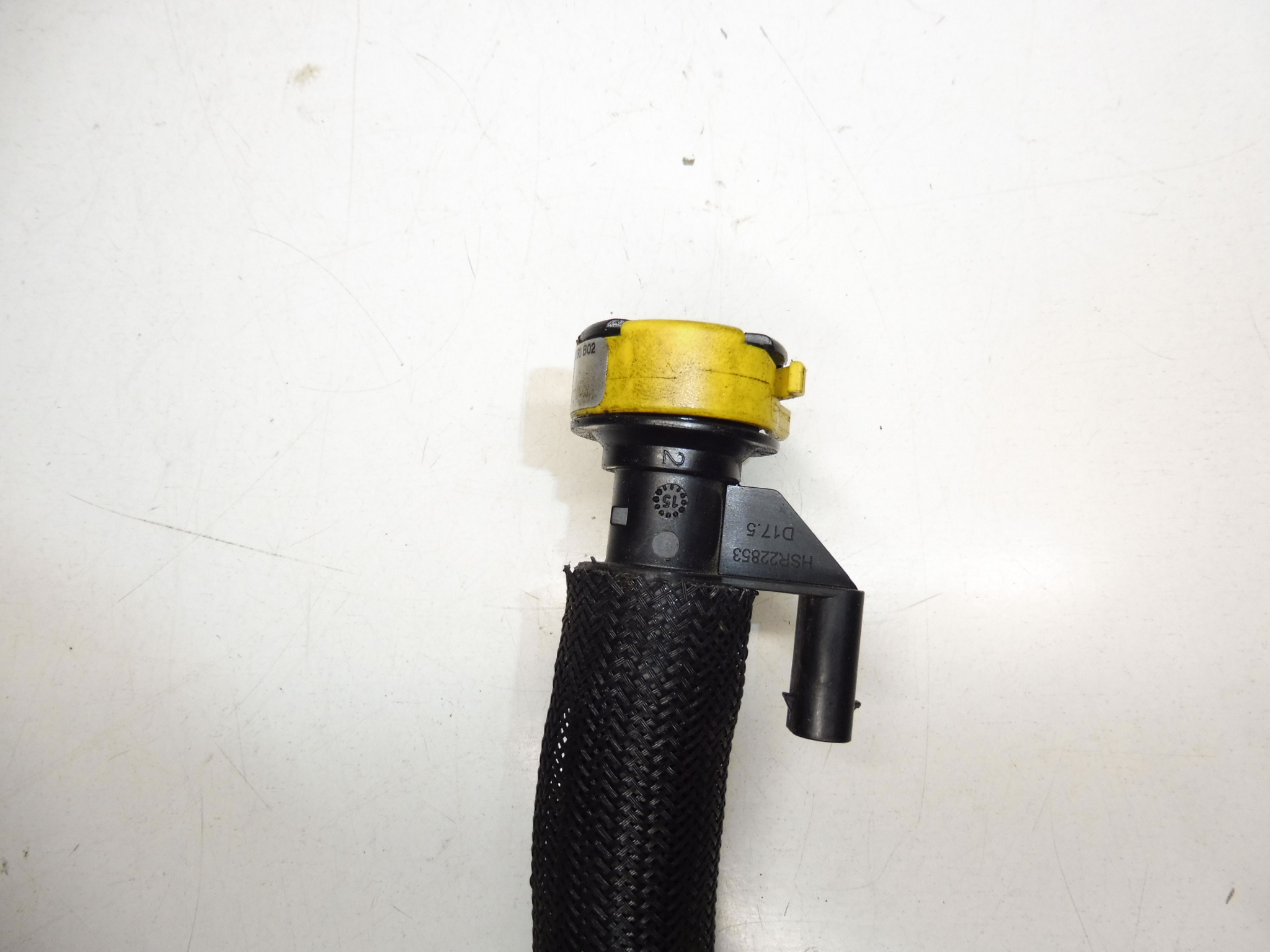 Маркуч за въздух 1.2 THP Citroën Peugeot 9804264280