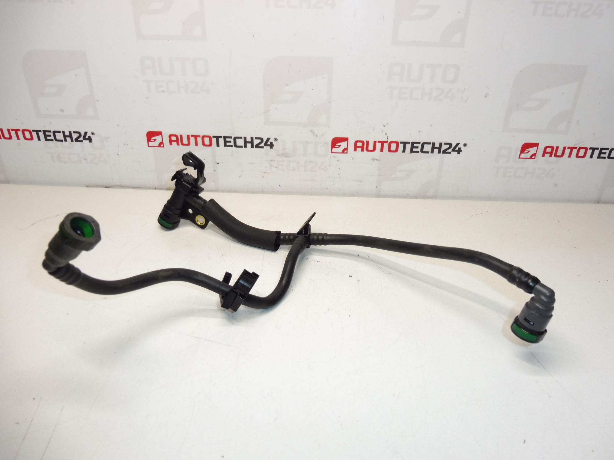 Горивни маркучи Citroën Peugeot 1.6 e-HDI 9808083480 1574HV