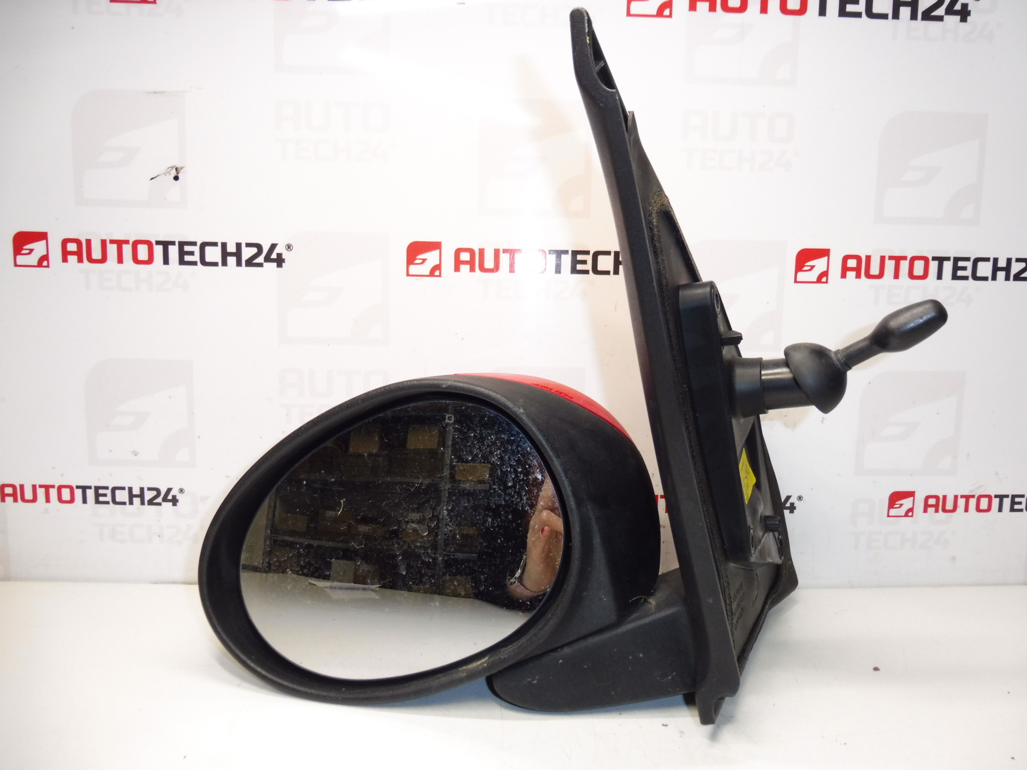 Огледало ляво червено Citroën C1 Peugeot 107 87940-0H010 87940-0H011