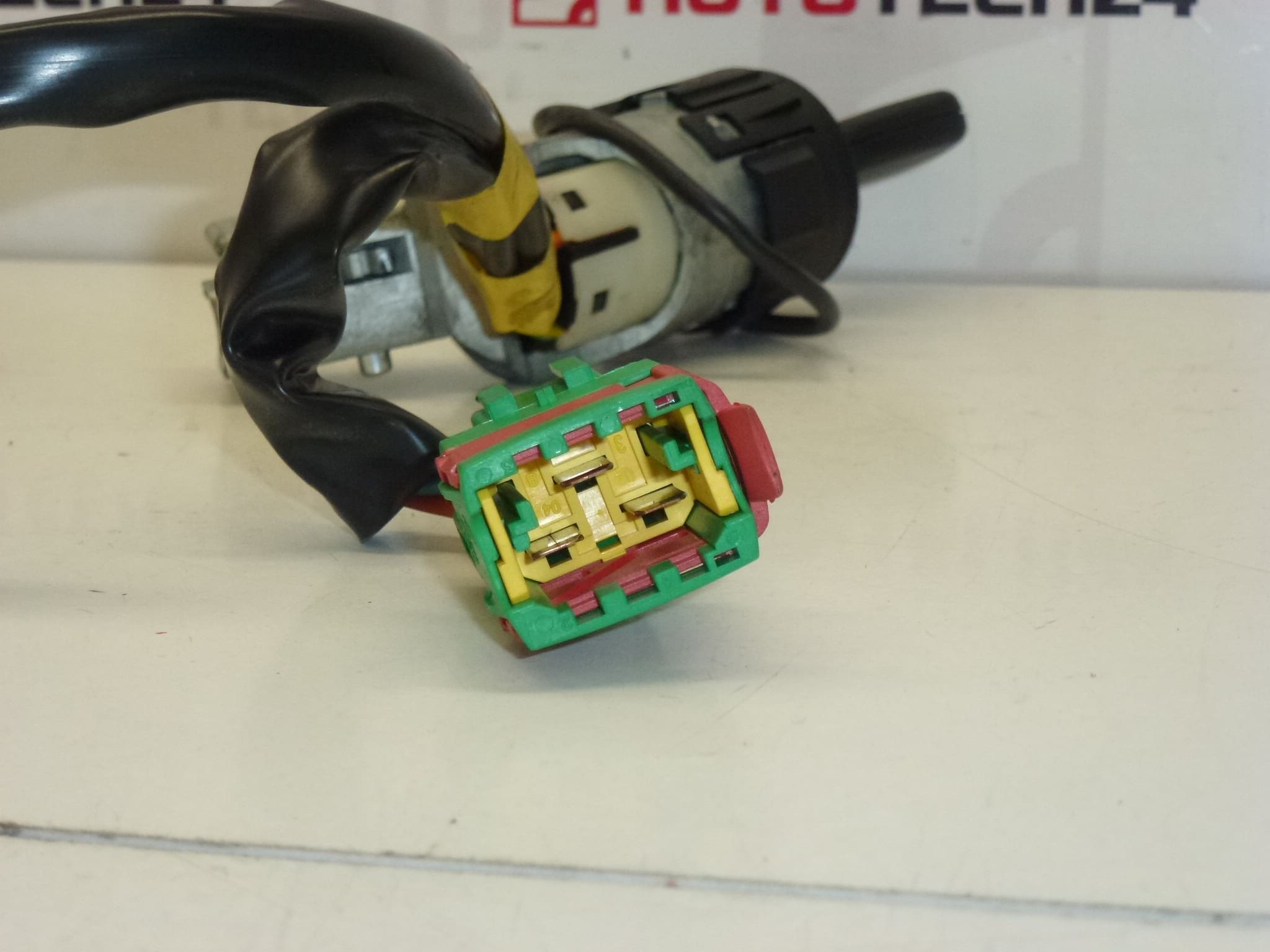 Разпределителна кутия Citroën C2 C3 4162AH