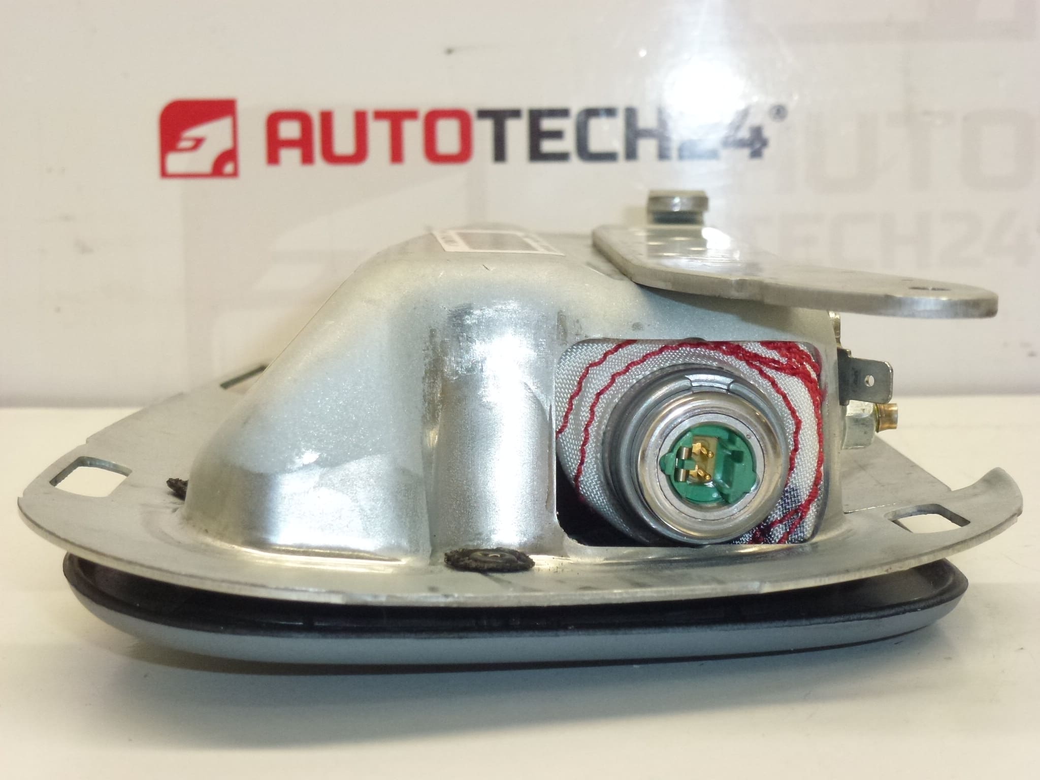 Въздушна възглавница за седалка светлосива дясна Citroën C2 C3 96462516LT 8216Q7