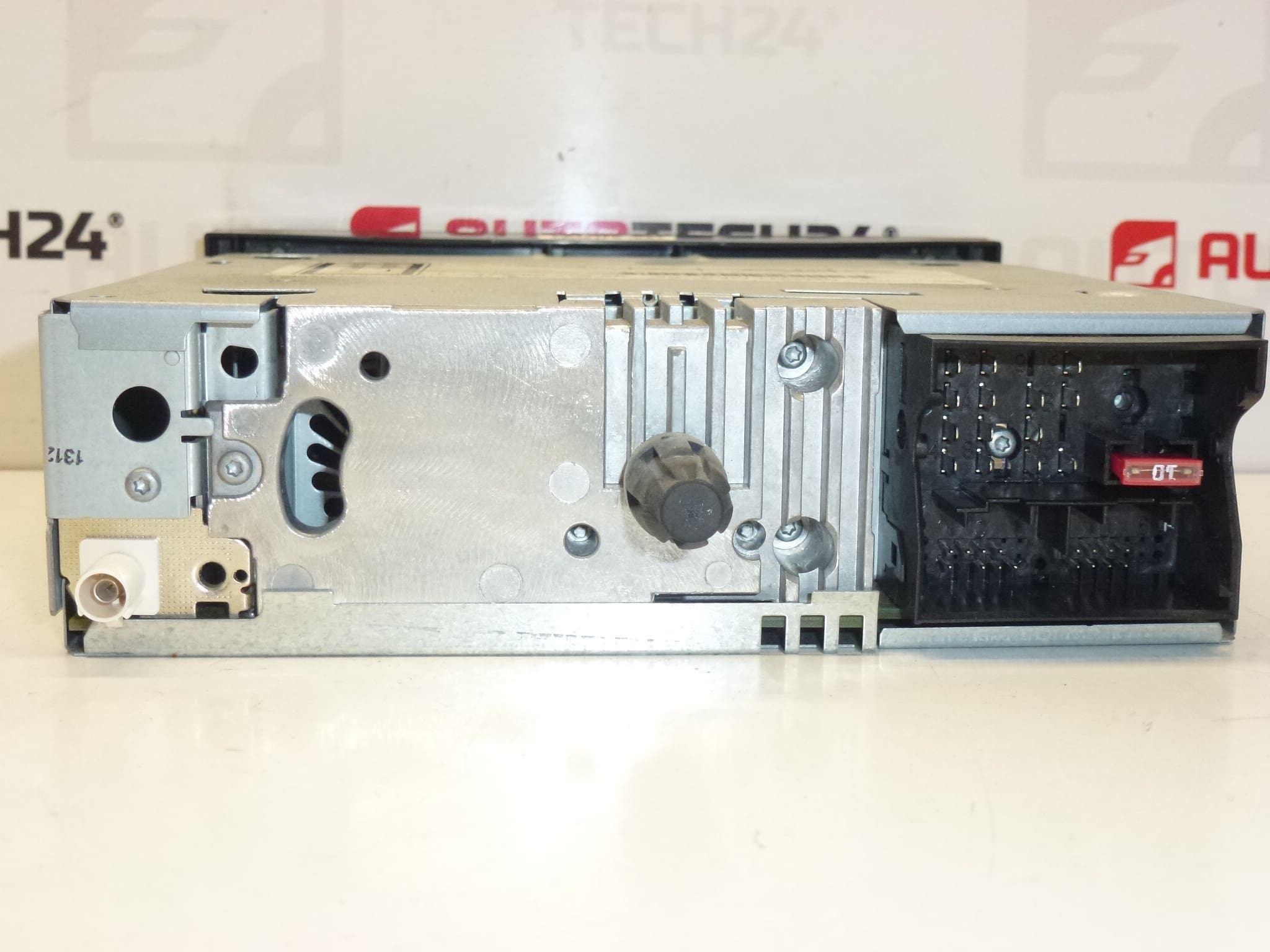 Авто радио с CD MP3 Citroën Peugeot 9664769777 657992