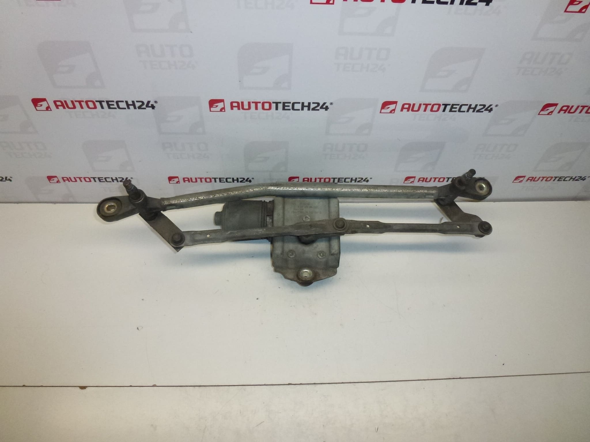 Механизъм за чистачки Citroën C5 0390241700 6405J2