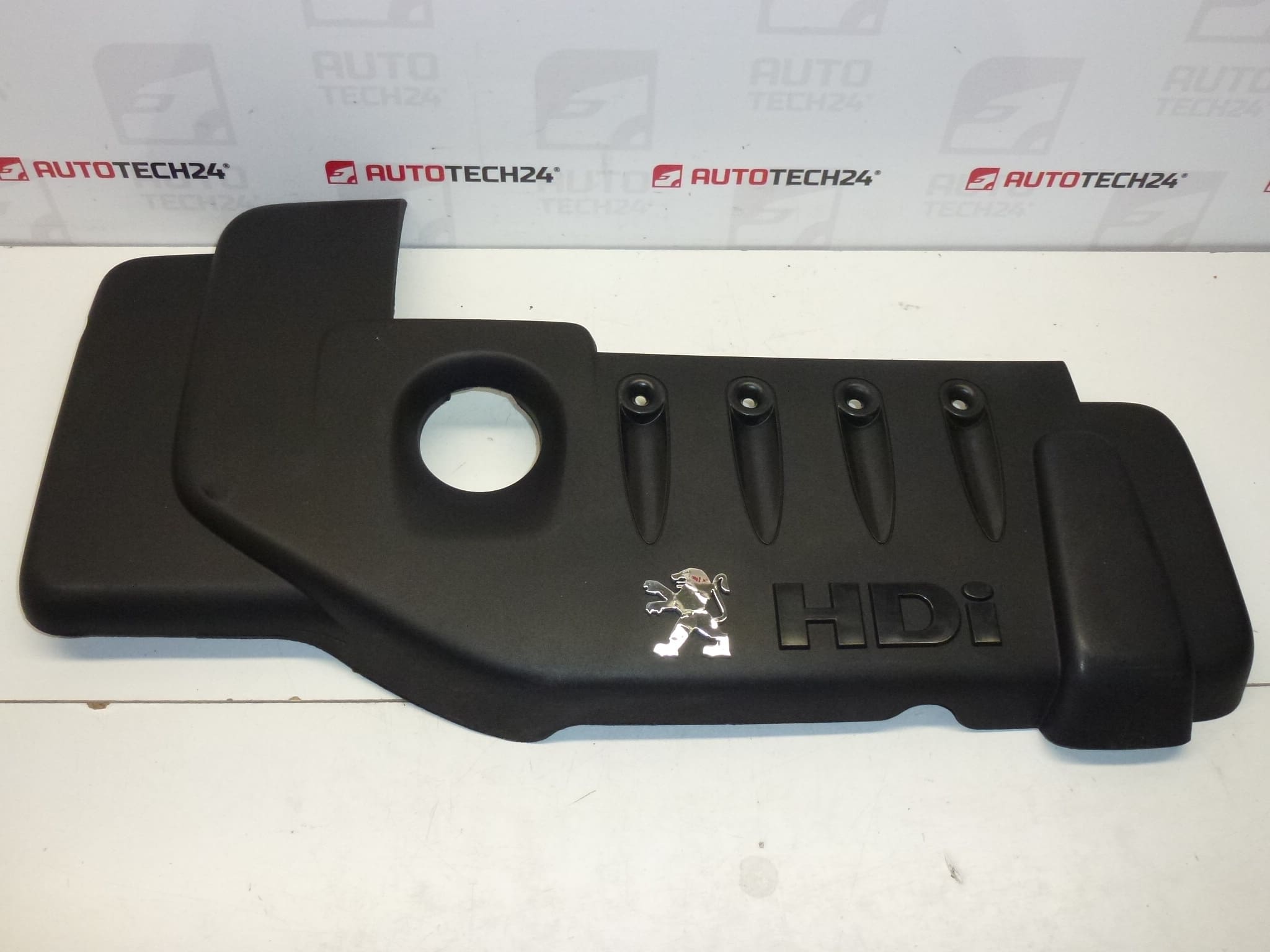 Кора двигател 1.4 HDI Citroën 9645982780 013742