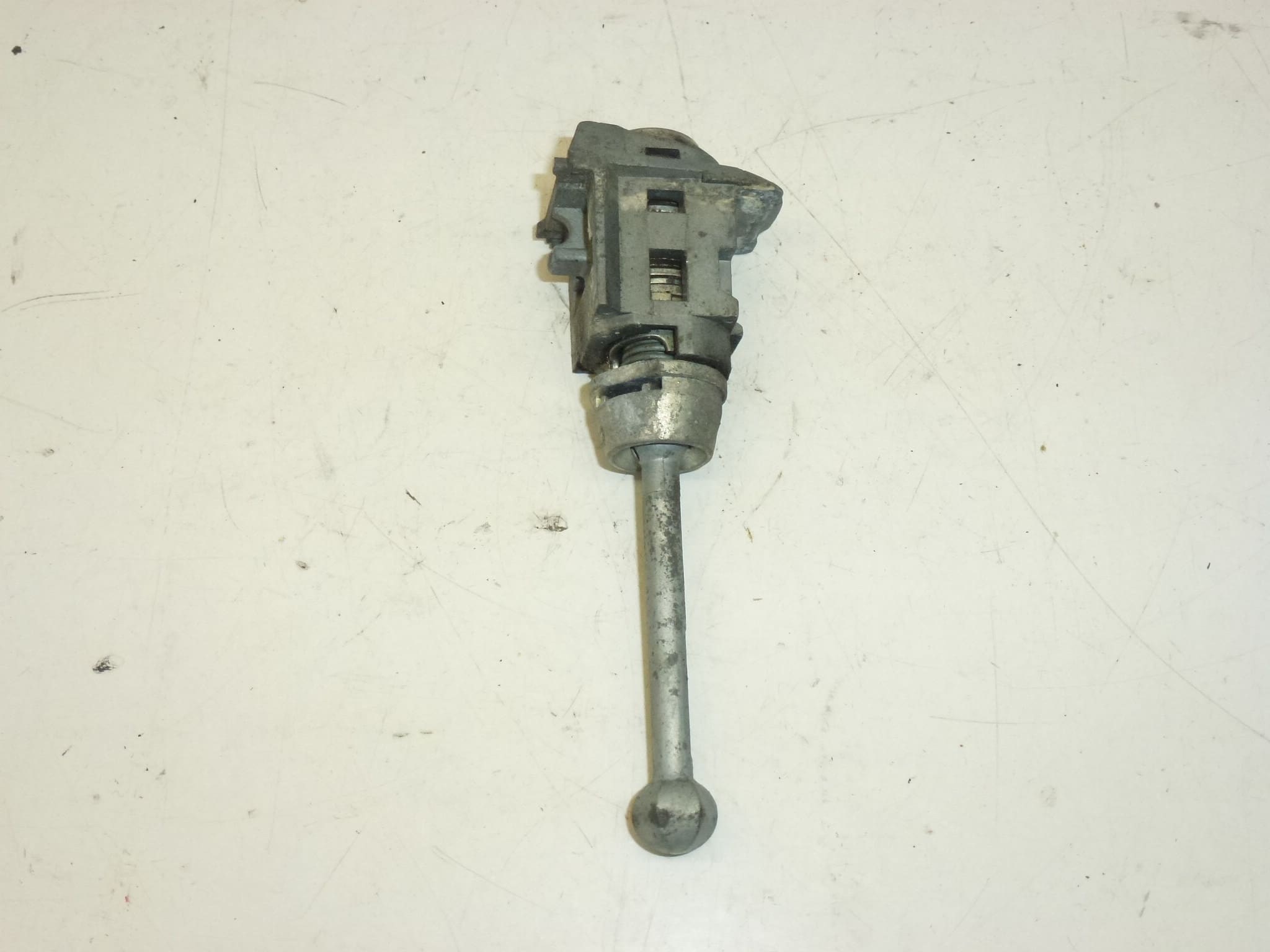 Комплект брави плюс два ключа Peugeot 207 4162KF 4162NV