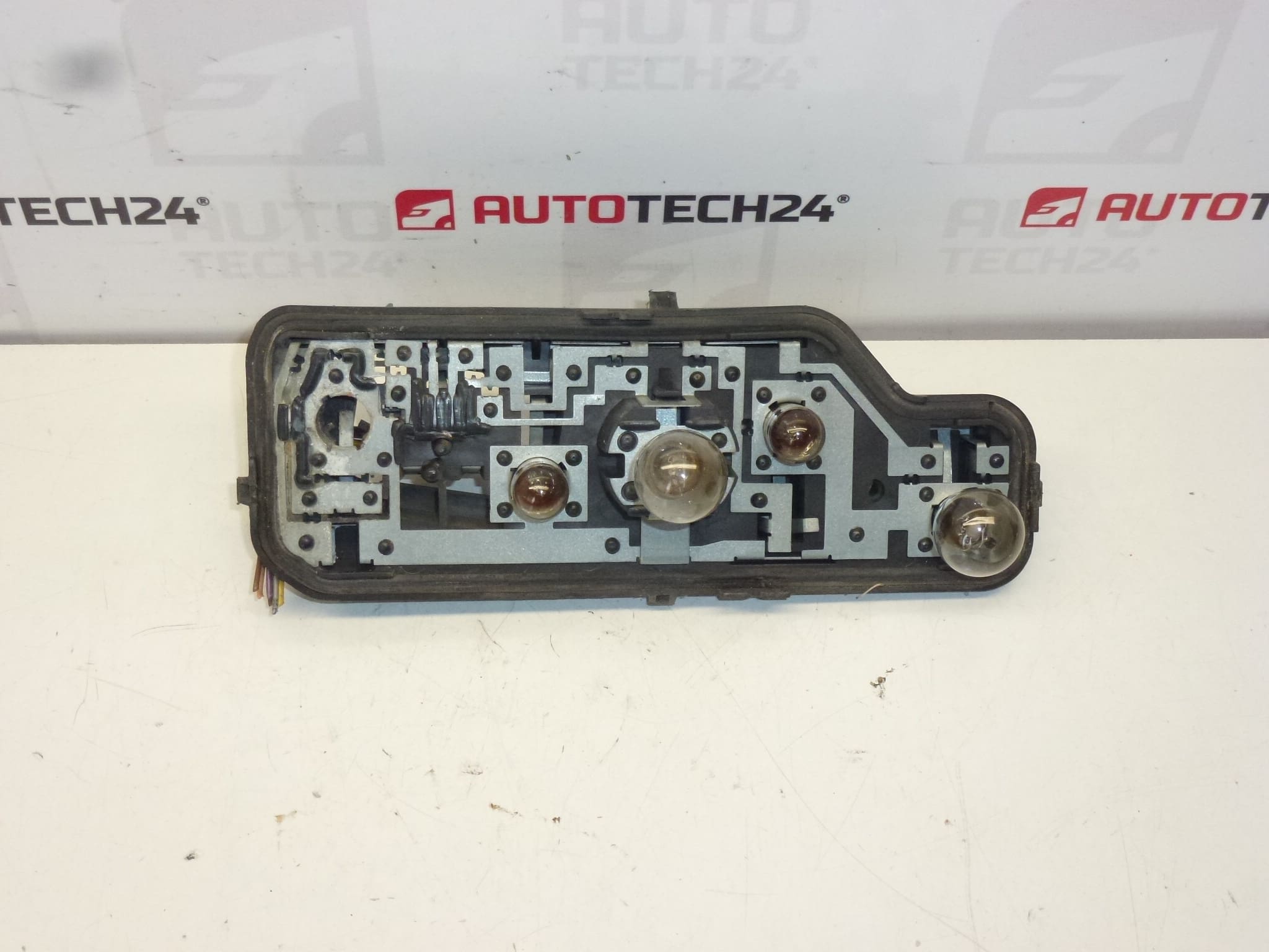 Фасунга за заден ляв фар за Peugeot 307 SW 6350X2 6350X3