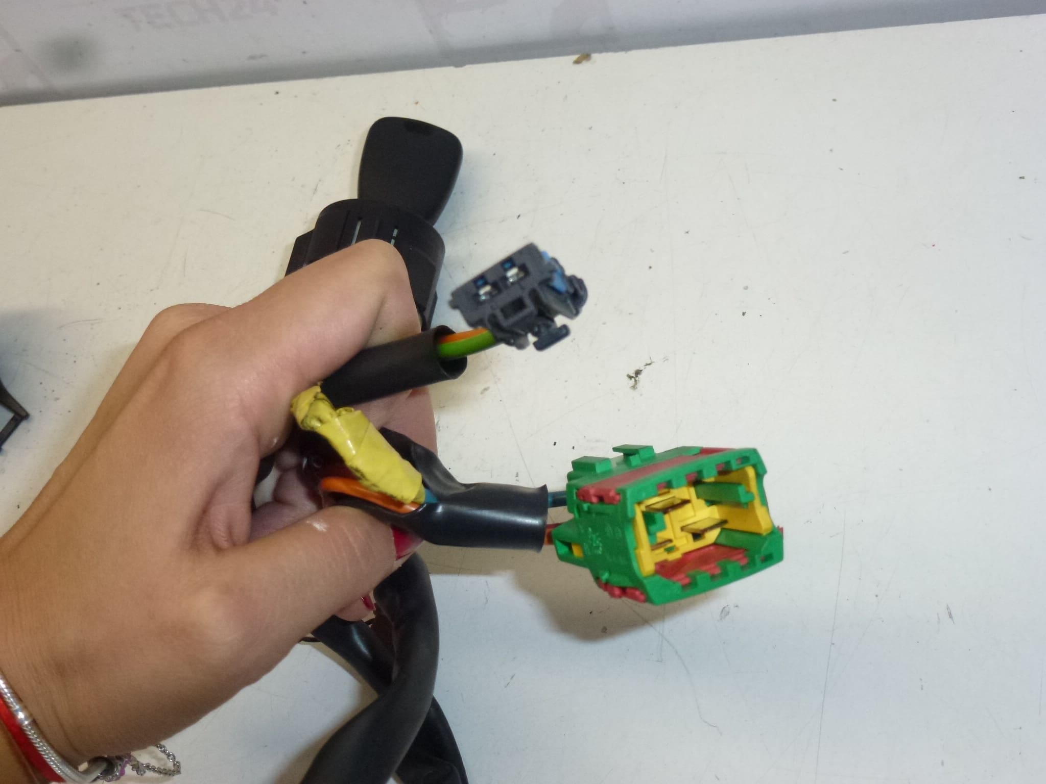 Комплект брави 1 ключ Citroën C2 C3 4162AG 4162AH 4162CR