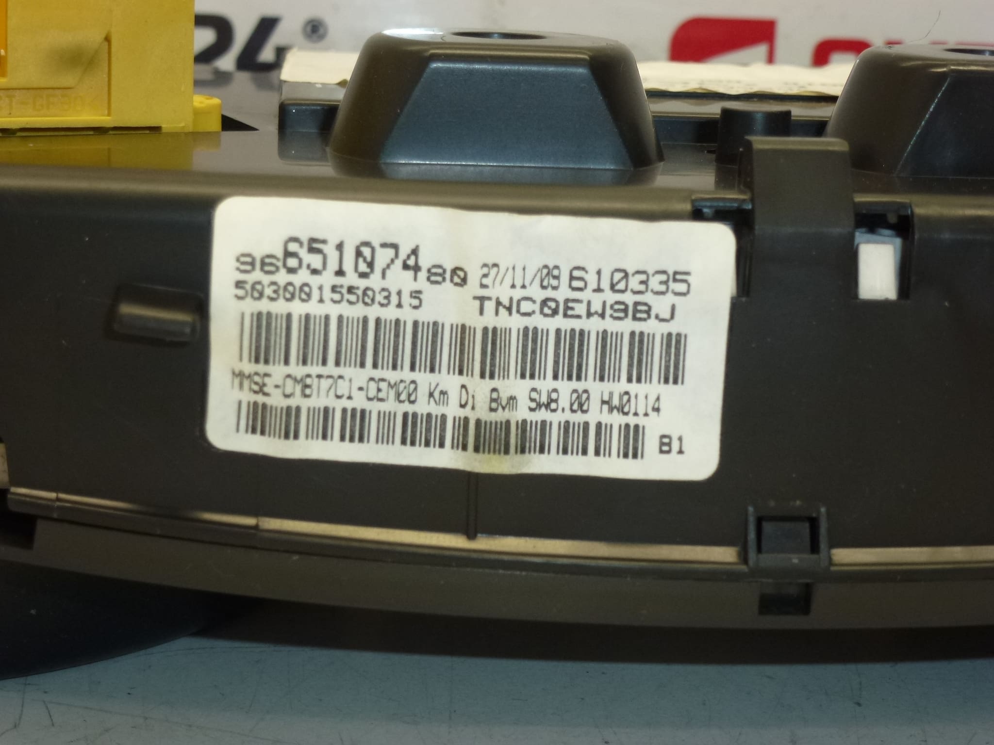 Скоростомер пробег 176 хил. км Peugeot 308 9665107480 6103HS