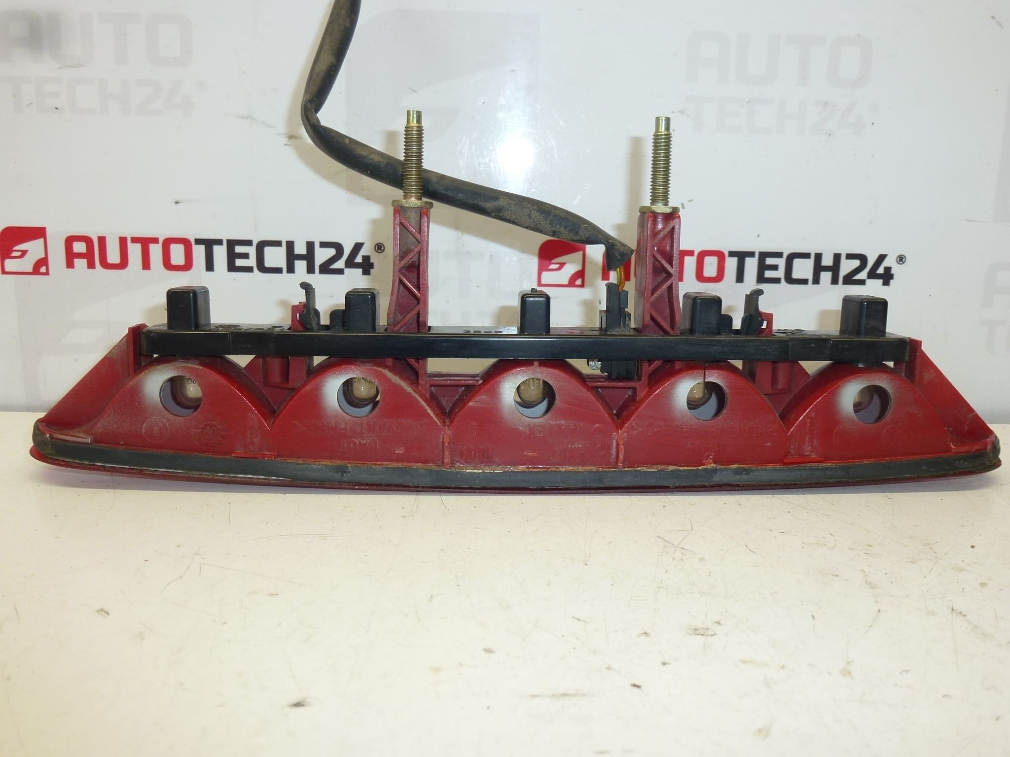 Трети стоп Citroën Xsara 6350A6