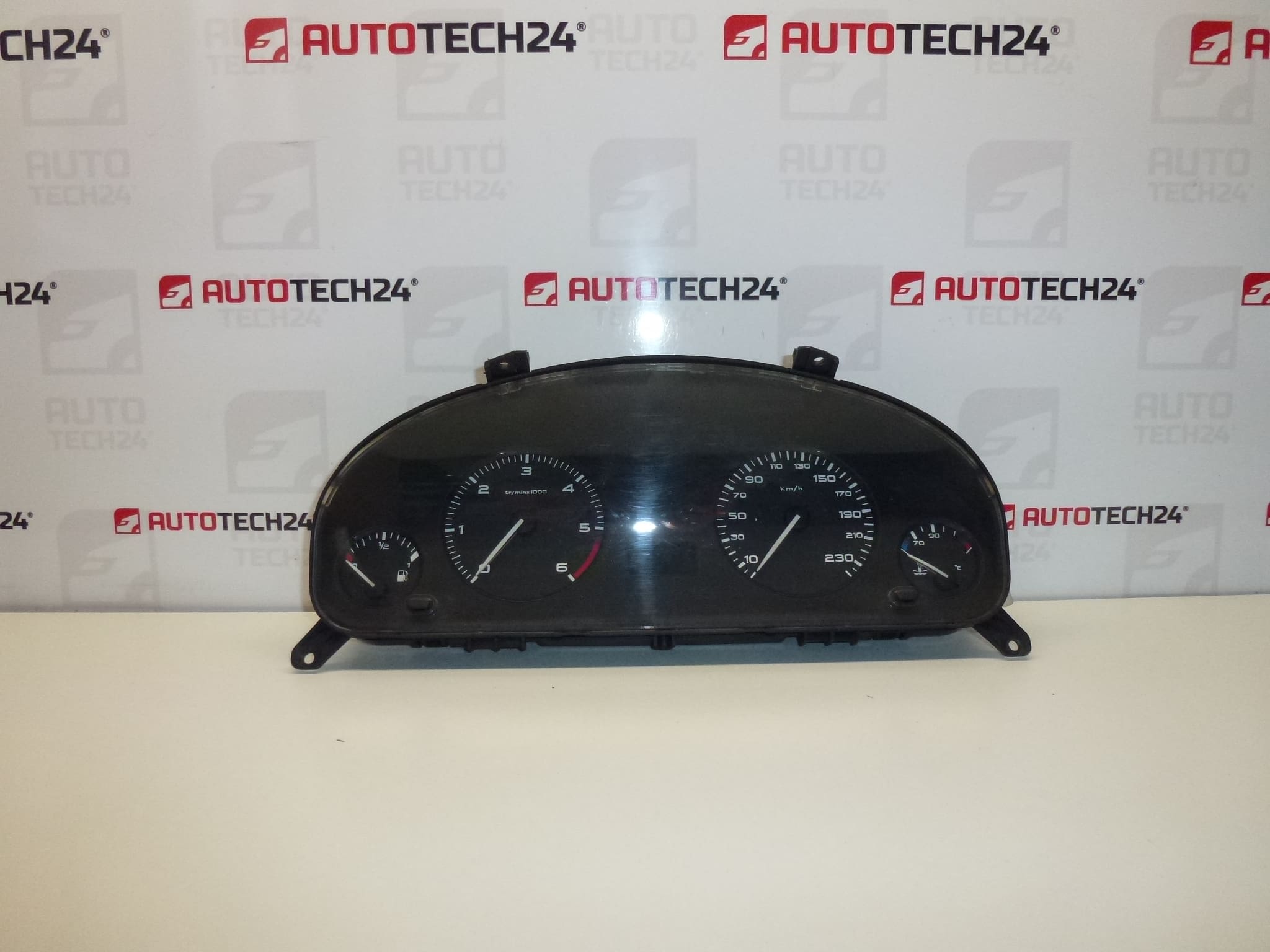 Скоростомер Peugeot 406 пробег 189000 км 2.0 HDI 9639940380 610456