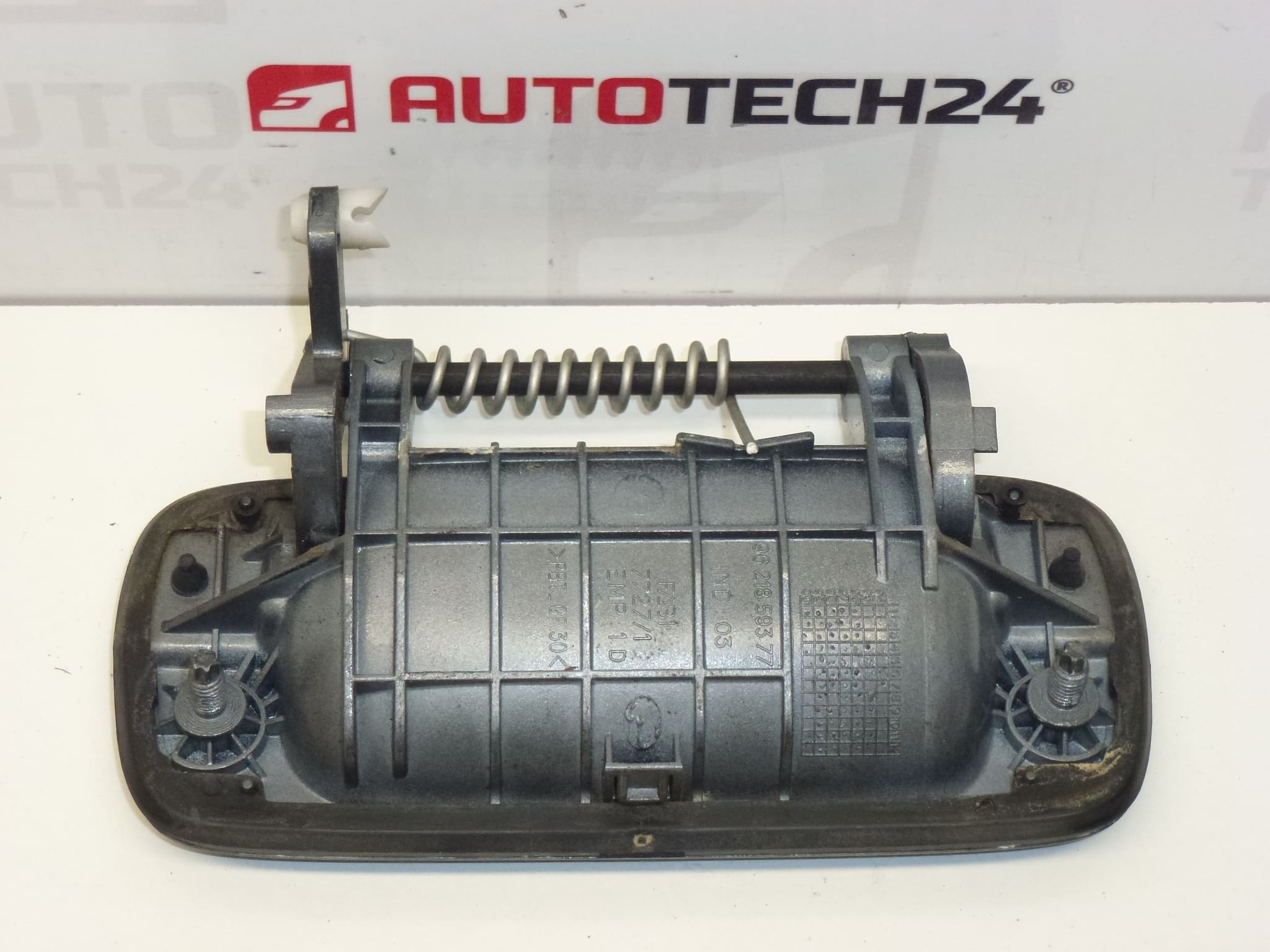 Дръжка задна дясна врата Peugeot ETHC 9101H5 9621859377