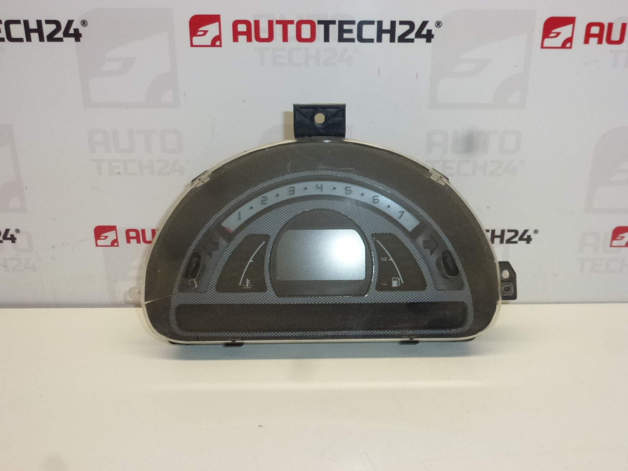 Скоростомер Sagem Citroën C2 C3 9652008080 6105ET