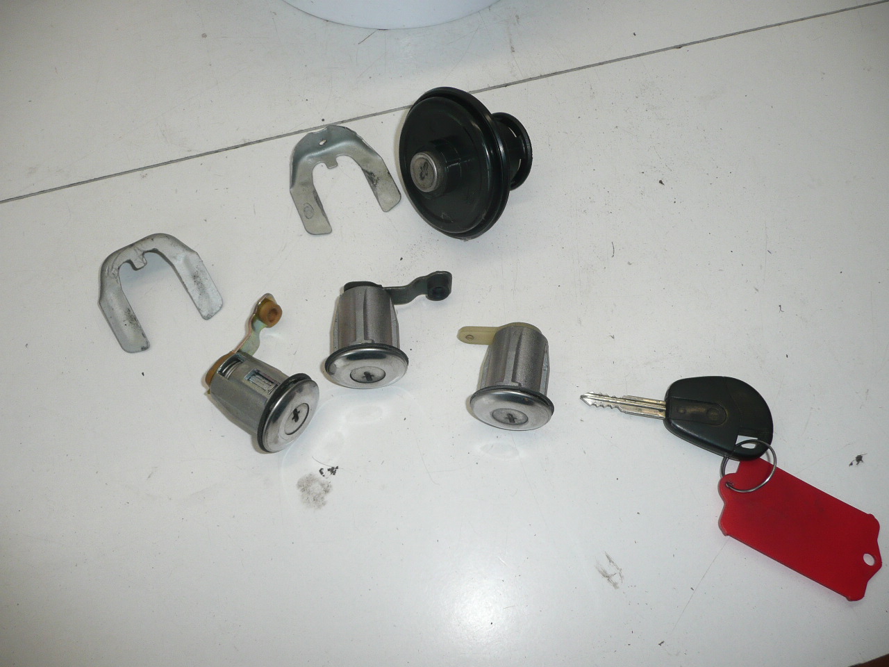 Комплект ключ и брава Citroën Berlingo II