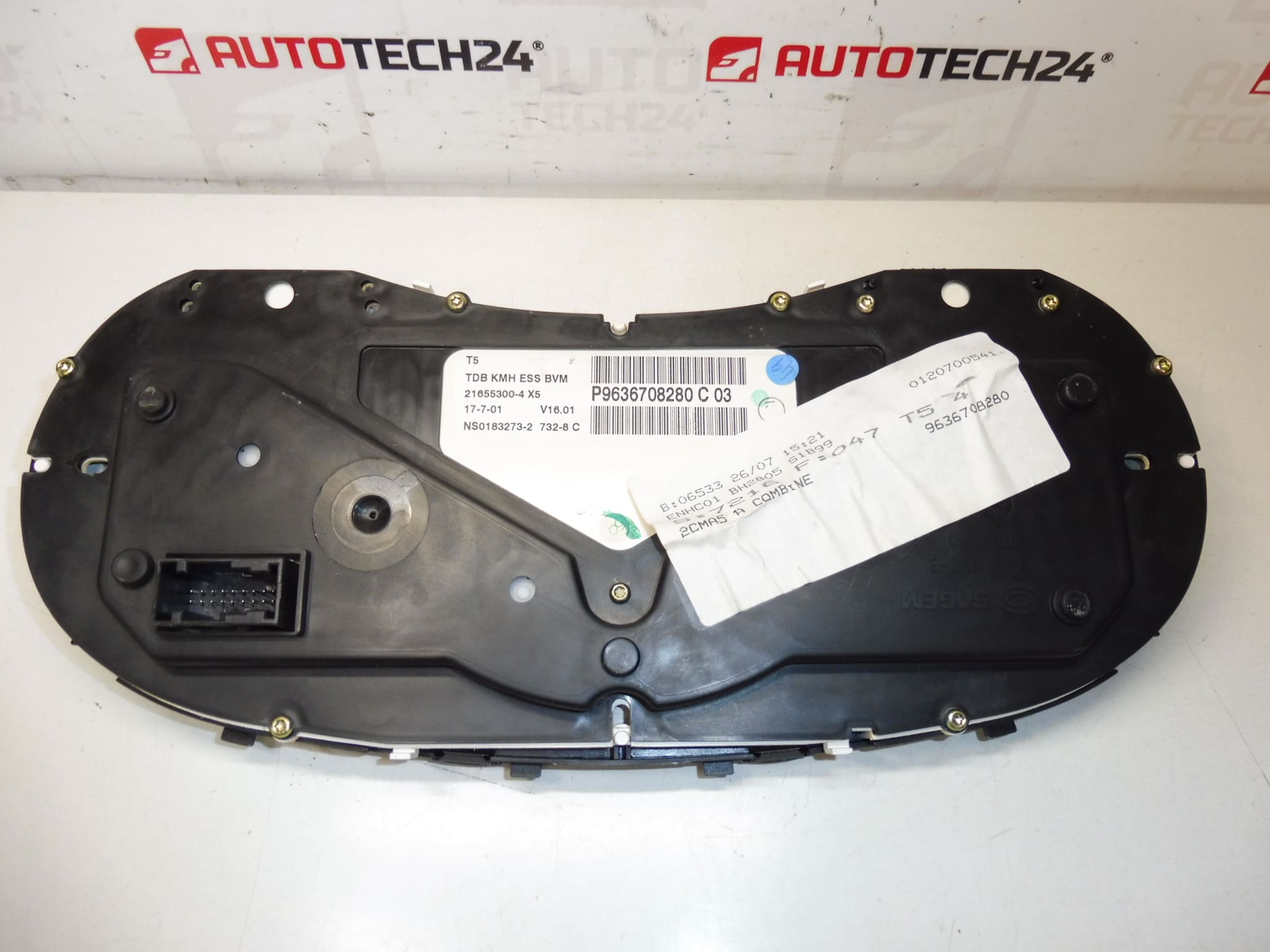 Тахометър за Peugeot 307, пробег 198 000 км, кодове 9636708280 / 6103F7 - Image 2