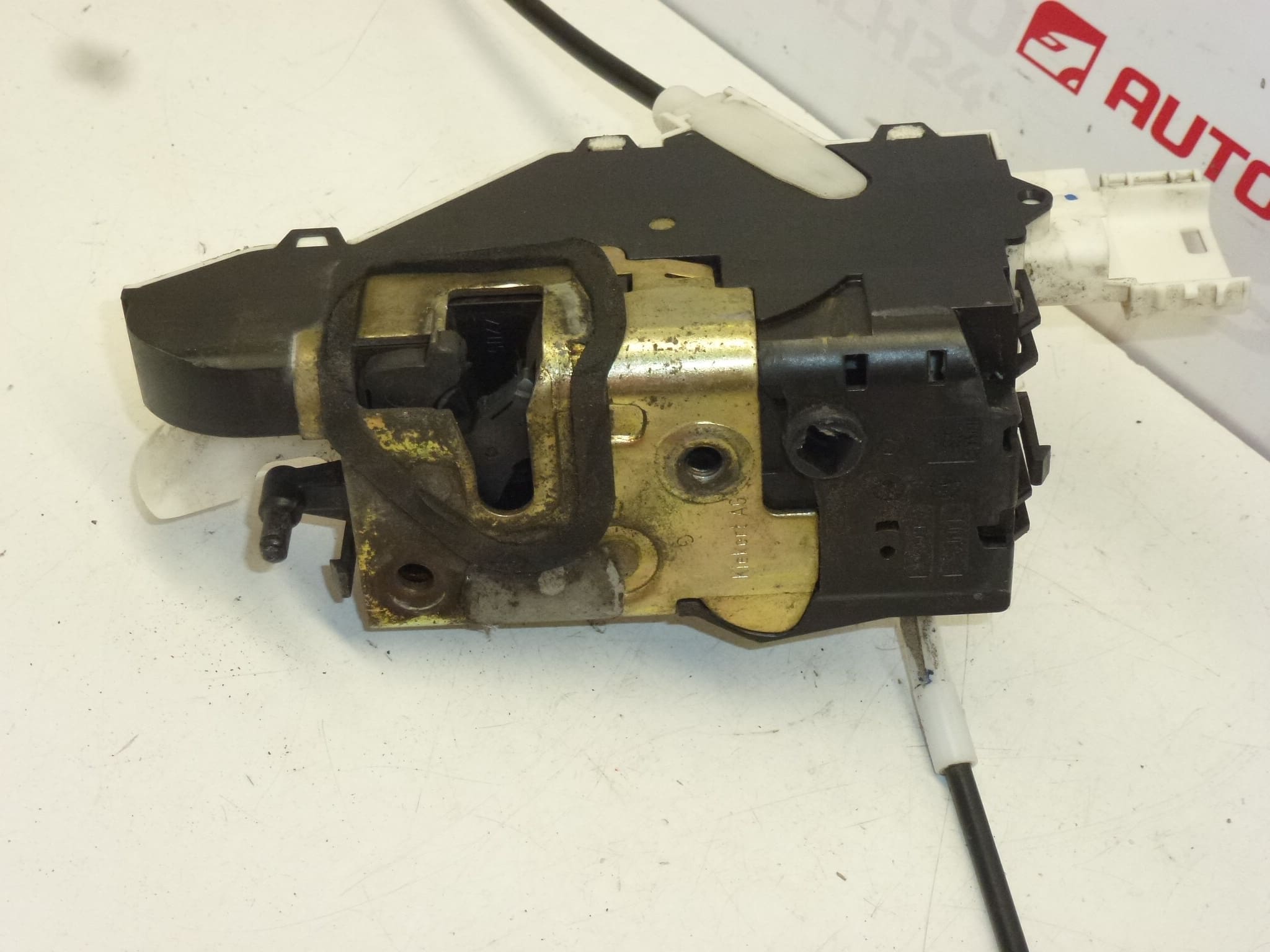 Брава за лявата врата за Peugeot 407, № 9659739880 / 9135AY - Image 2