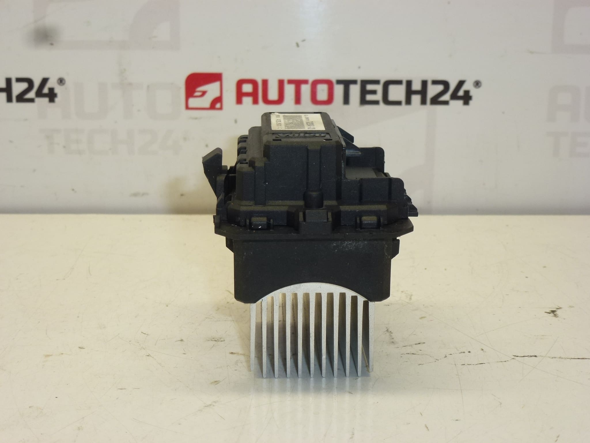 Регулатор на скоростта на вентилатора за Ситроен/Пежо 515038 T1000034Z 6441AA - Image 2