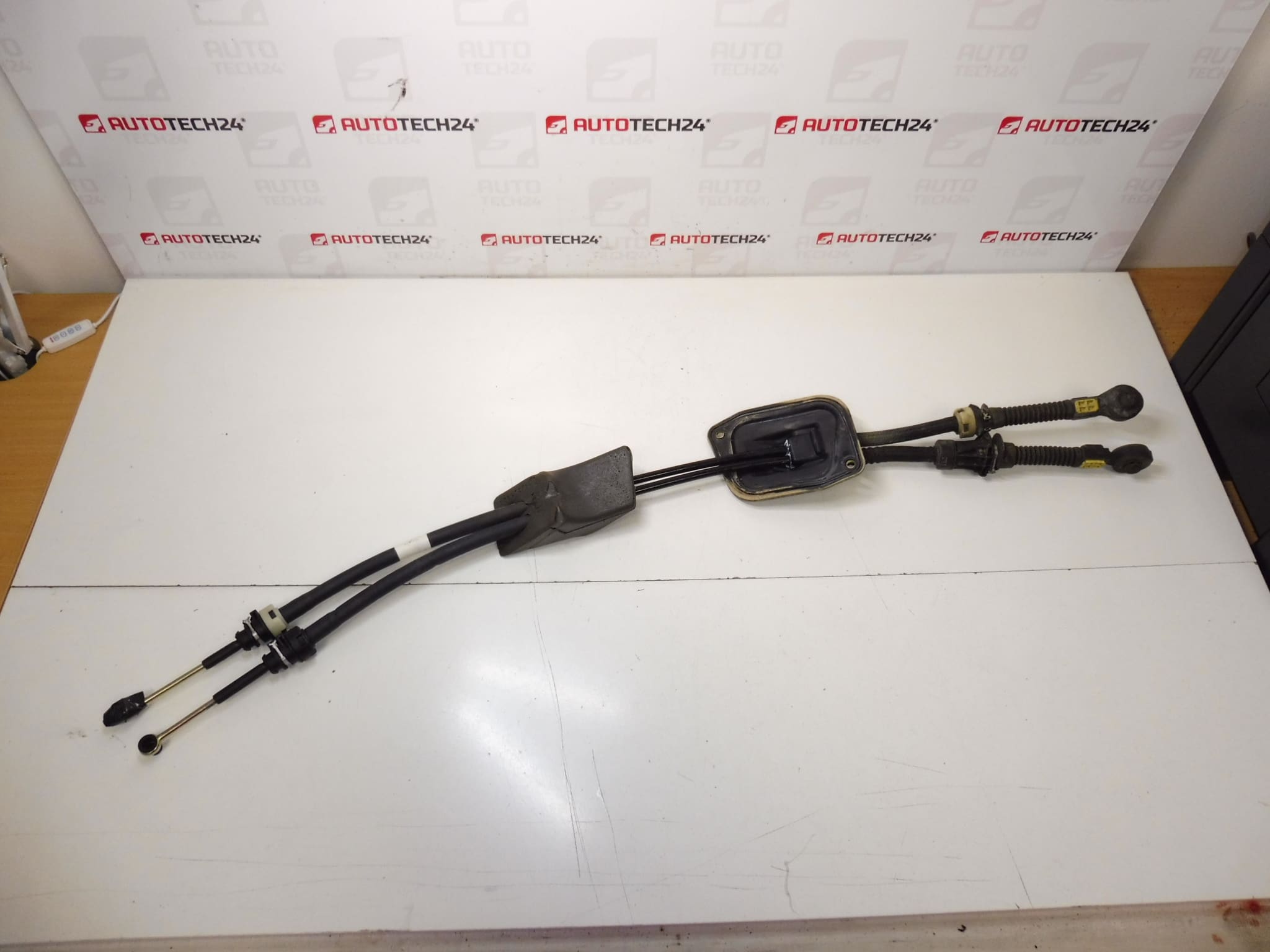 Скоростен лост Citroën Xsara Picasso 2444P4