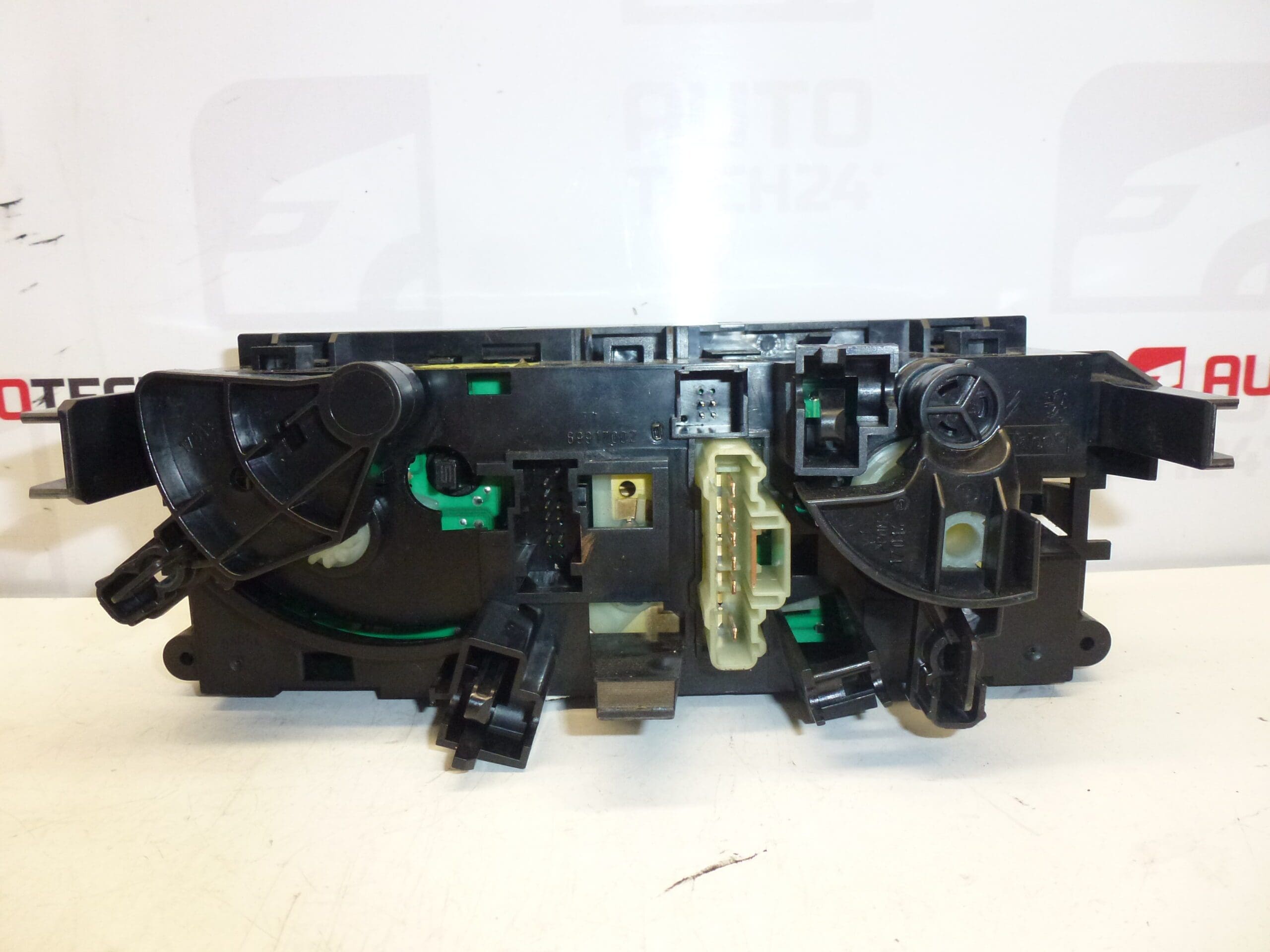 Управление на отоплението и климатика Peugeot 207 N1082250 N108225D 6452Q7 - Image 2