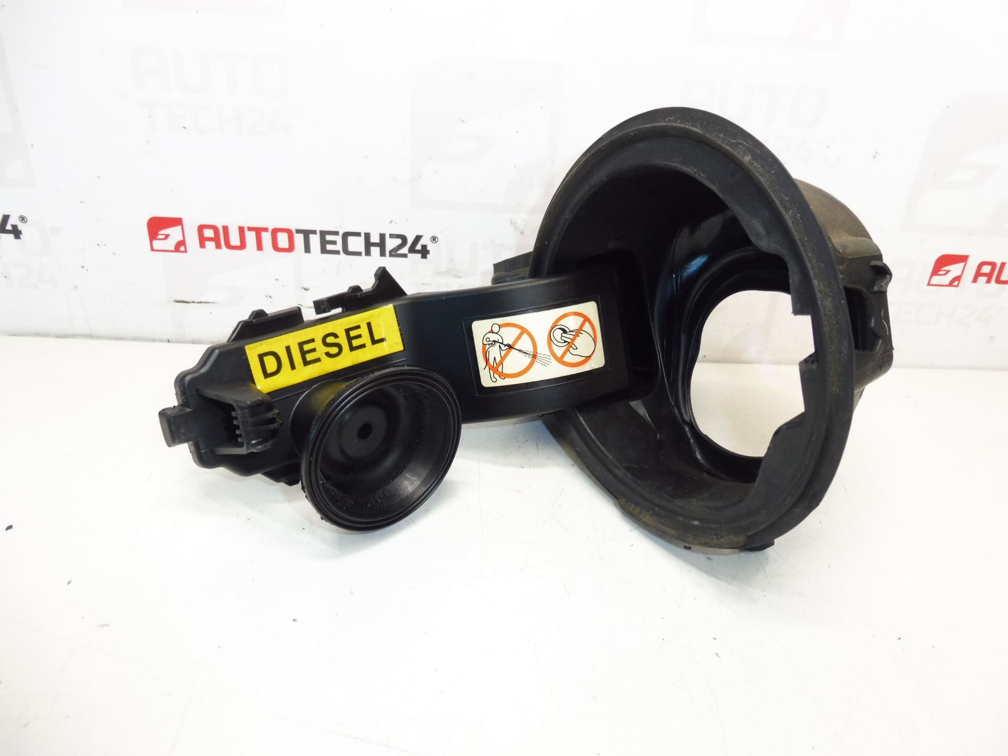 Гърловина на резервоар за Citroën C4 Grand PICASSO 9654052280 9685086780 1517G2 - Image 2