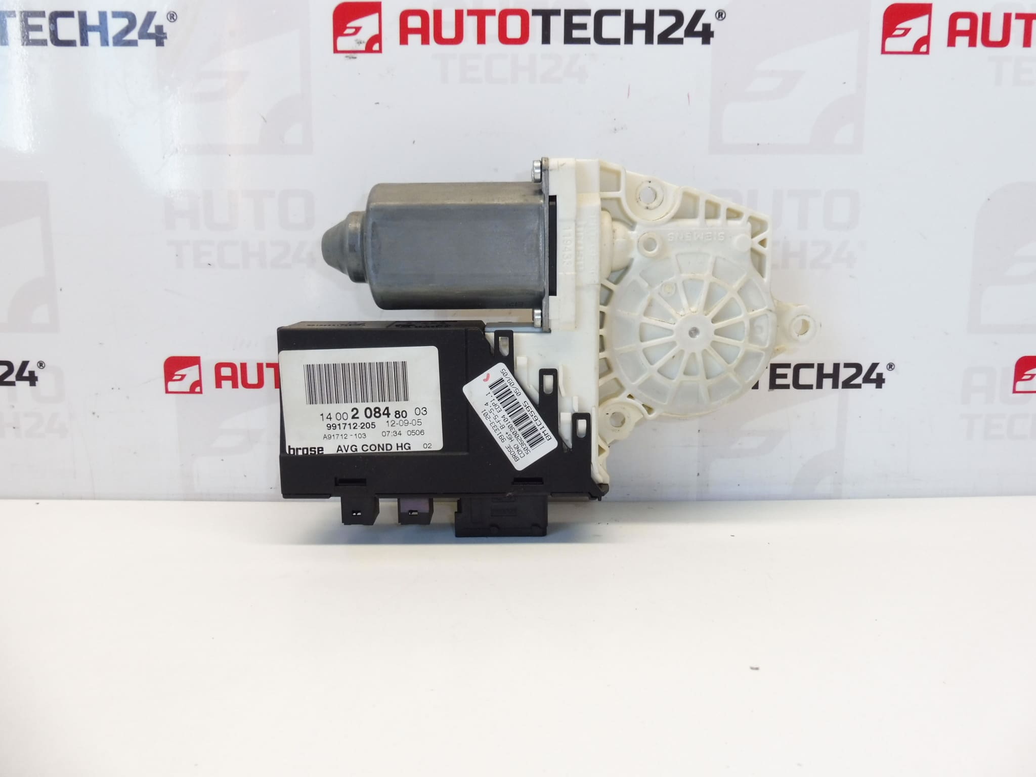 Citroën Peugeot Моторче за навиване на предния ляв прозорец 1400208480 9221V4