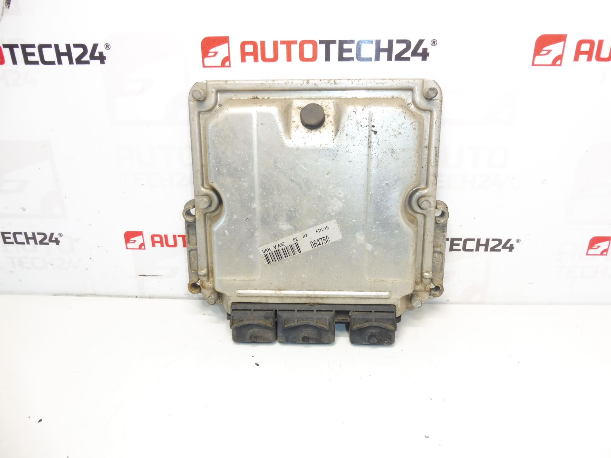 ECU Bosch EDC15C2 2.2 HDI 0281011779 9654695380