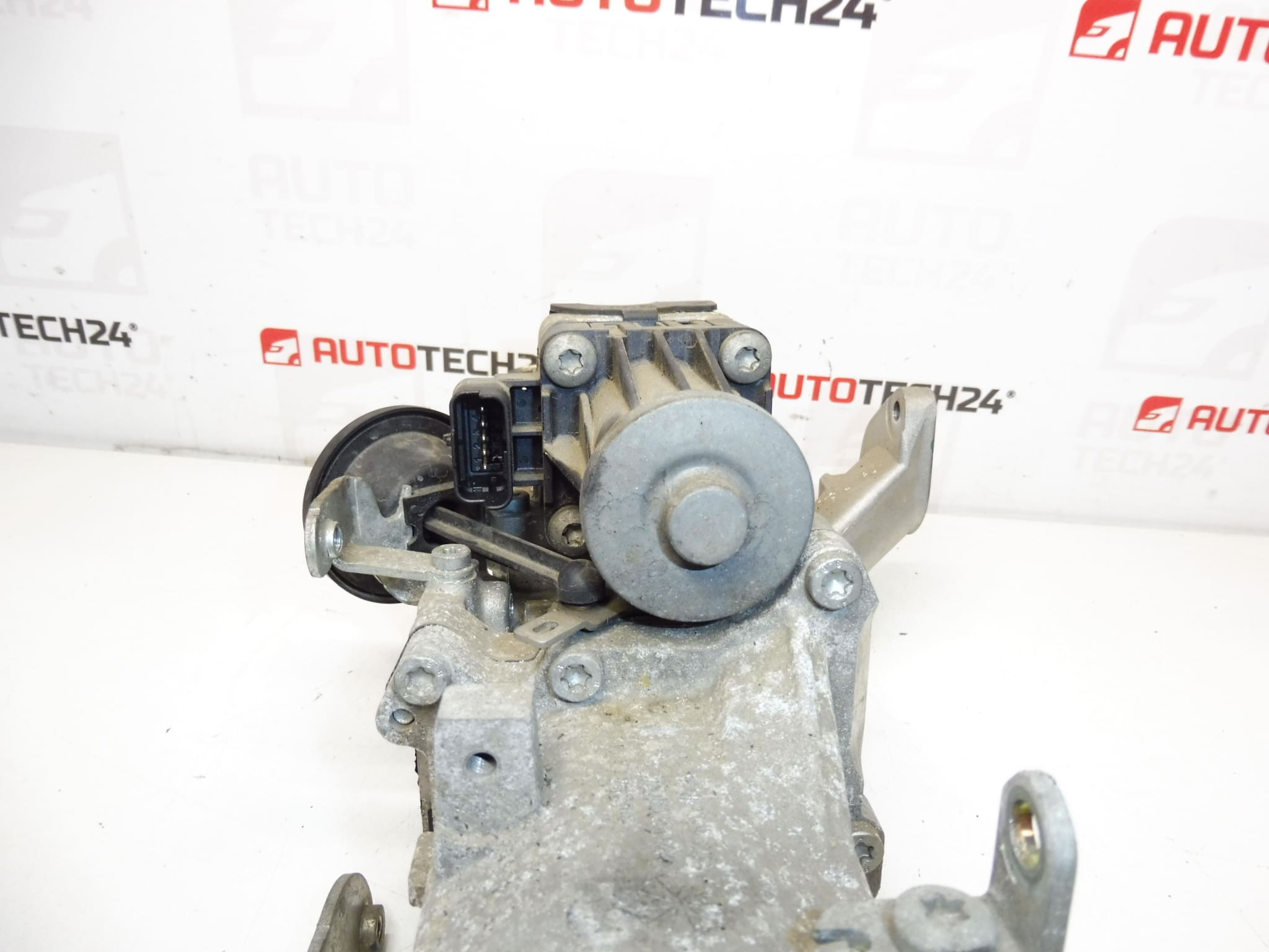 EGR вентил 1.4 HDI 1.6 HDI на 83000 км Citroën Peugeot 9802194080 - Image 2