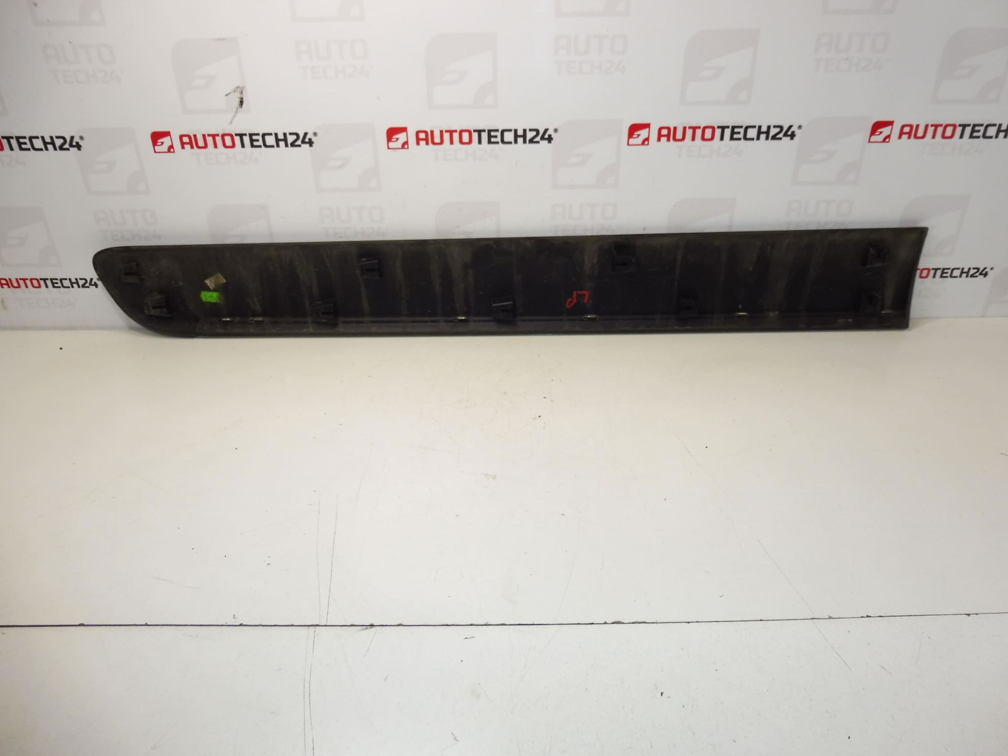 Лайстна за лява предна врата за Citroen C3 Picasso 9686338277 8545HL - Image 2