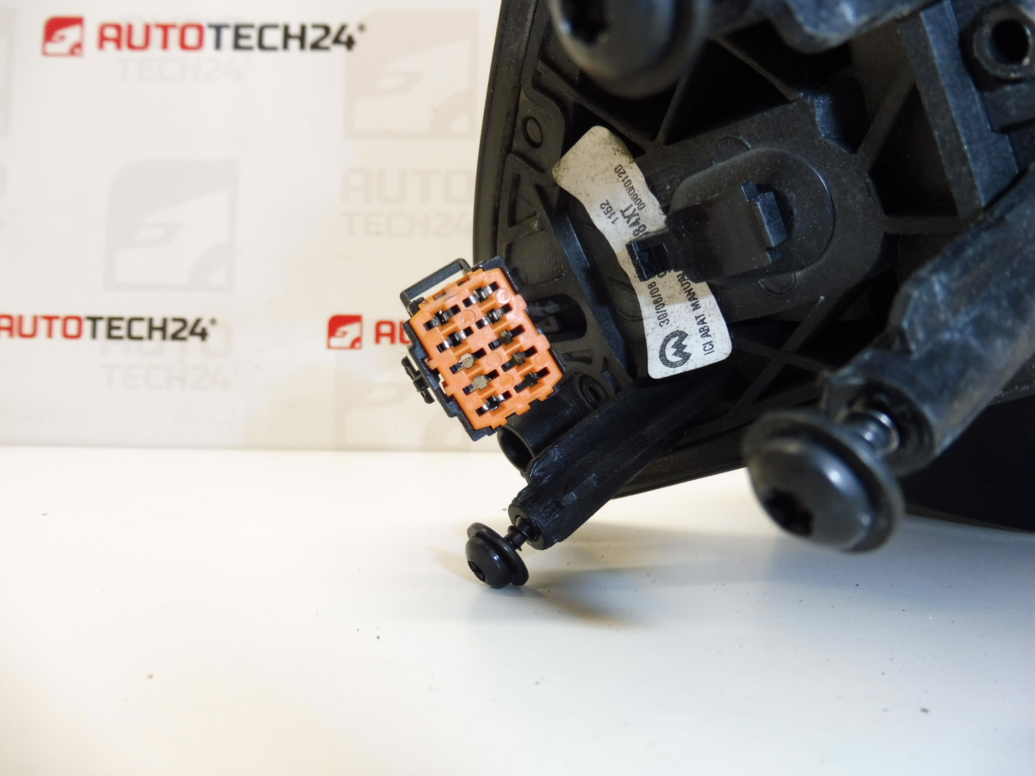 Ляво огледало EZRC Citroën Xsara Picasso 96570984XT 815350