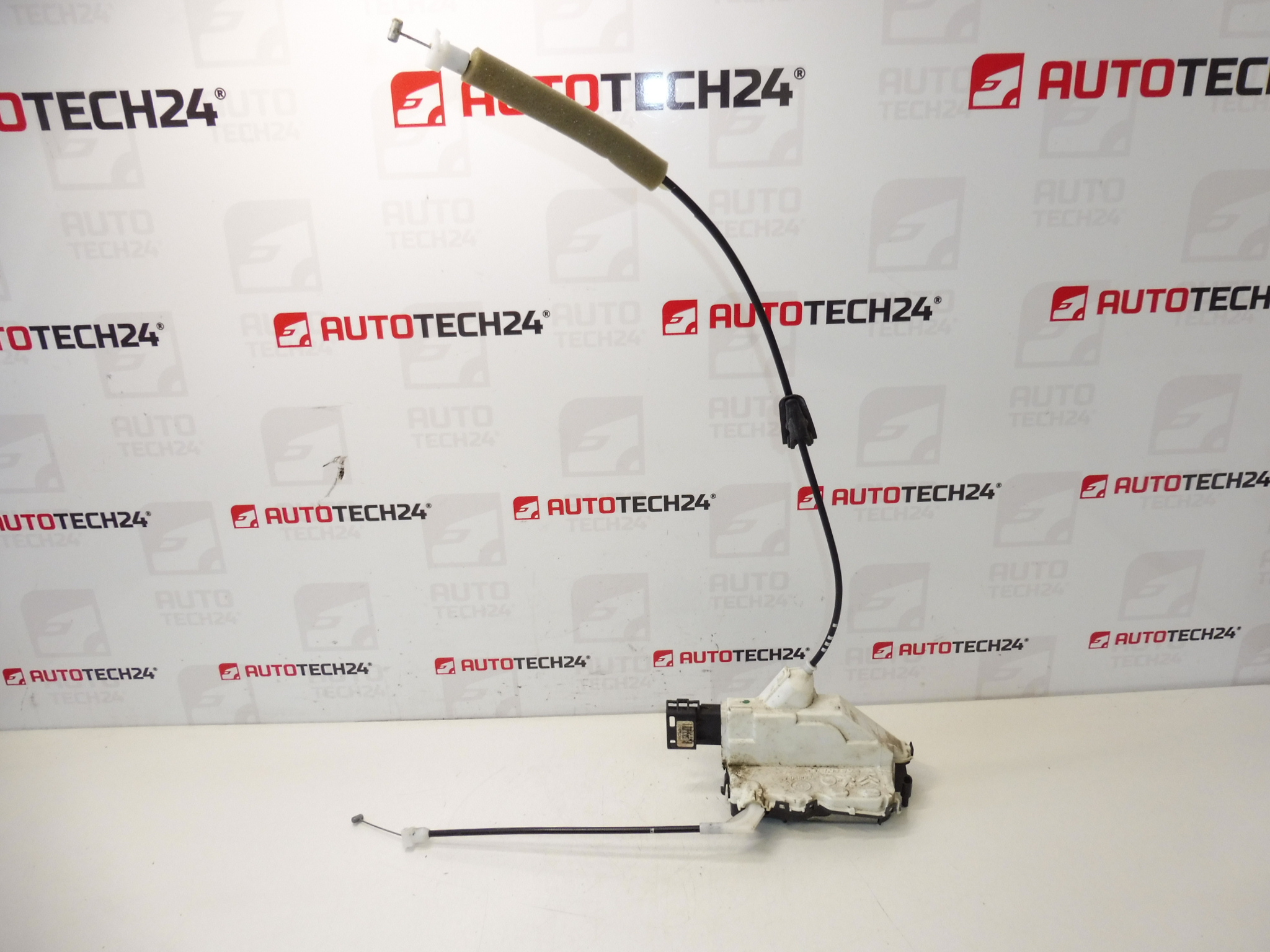 Leck Leck Leck задна врата на Peugeot 308 006173 A04993