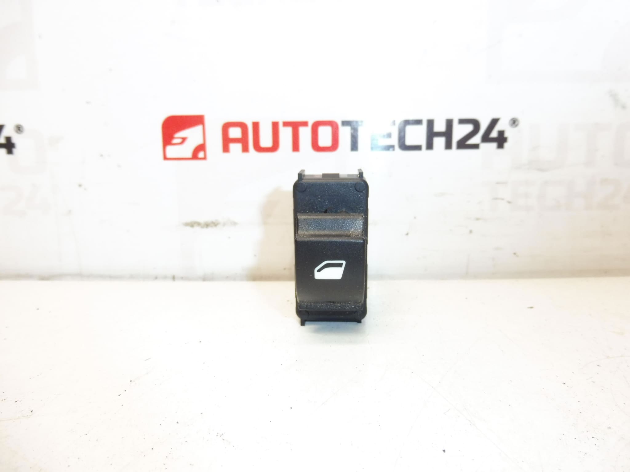 Citroen C-Elysée Peugeot 301 96657927 драйвер за прозорци