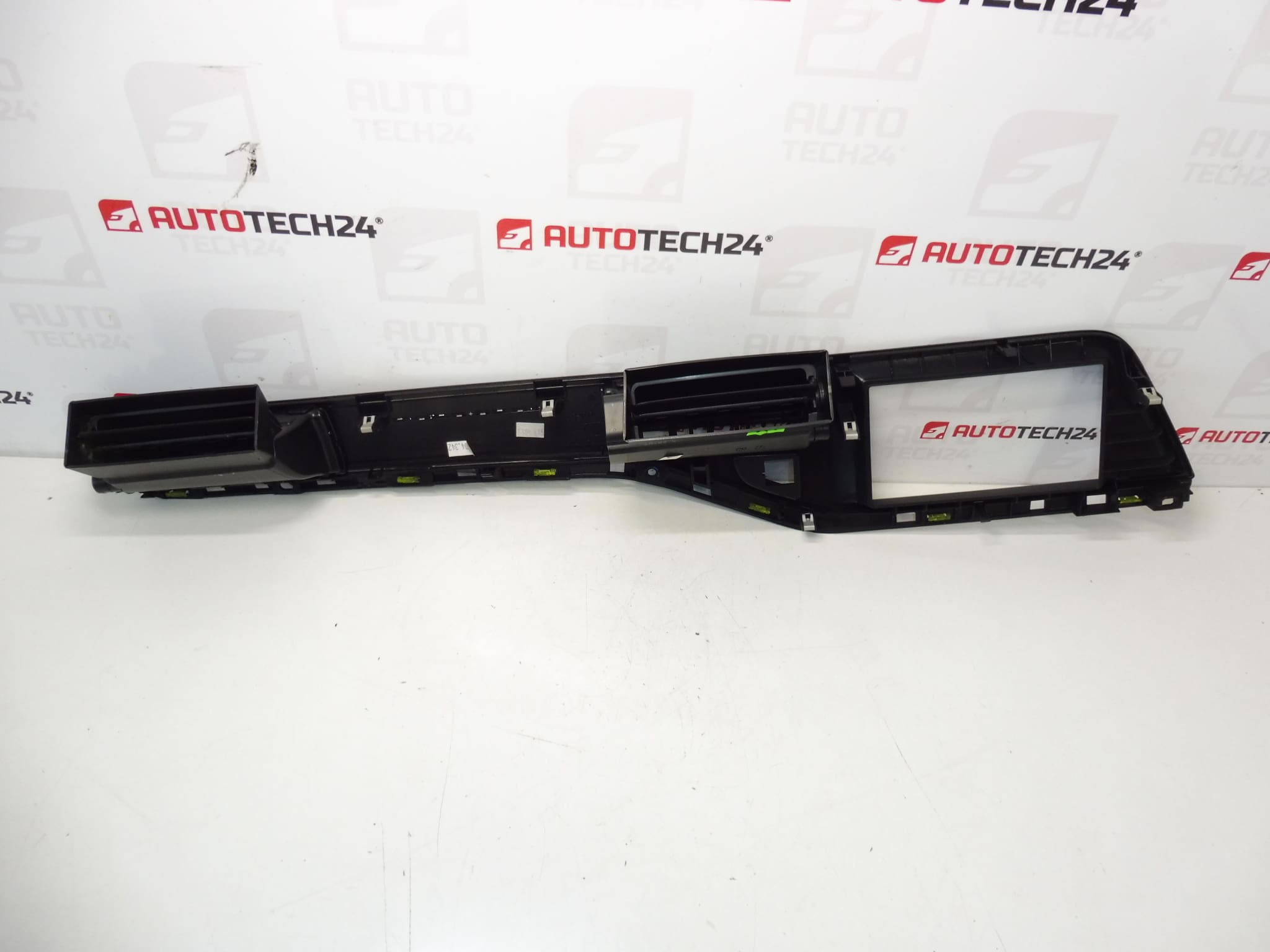 Панел на приборната табла Citröën C5 X7 16069478ZD 8231R7 - Image 2