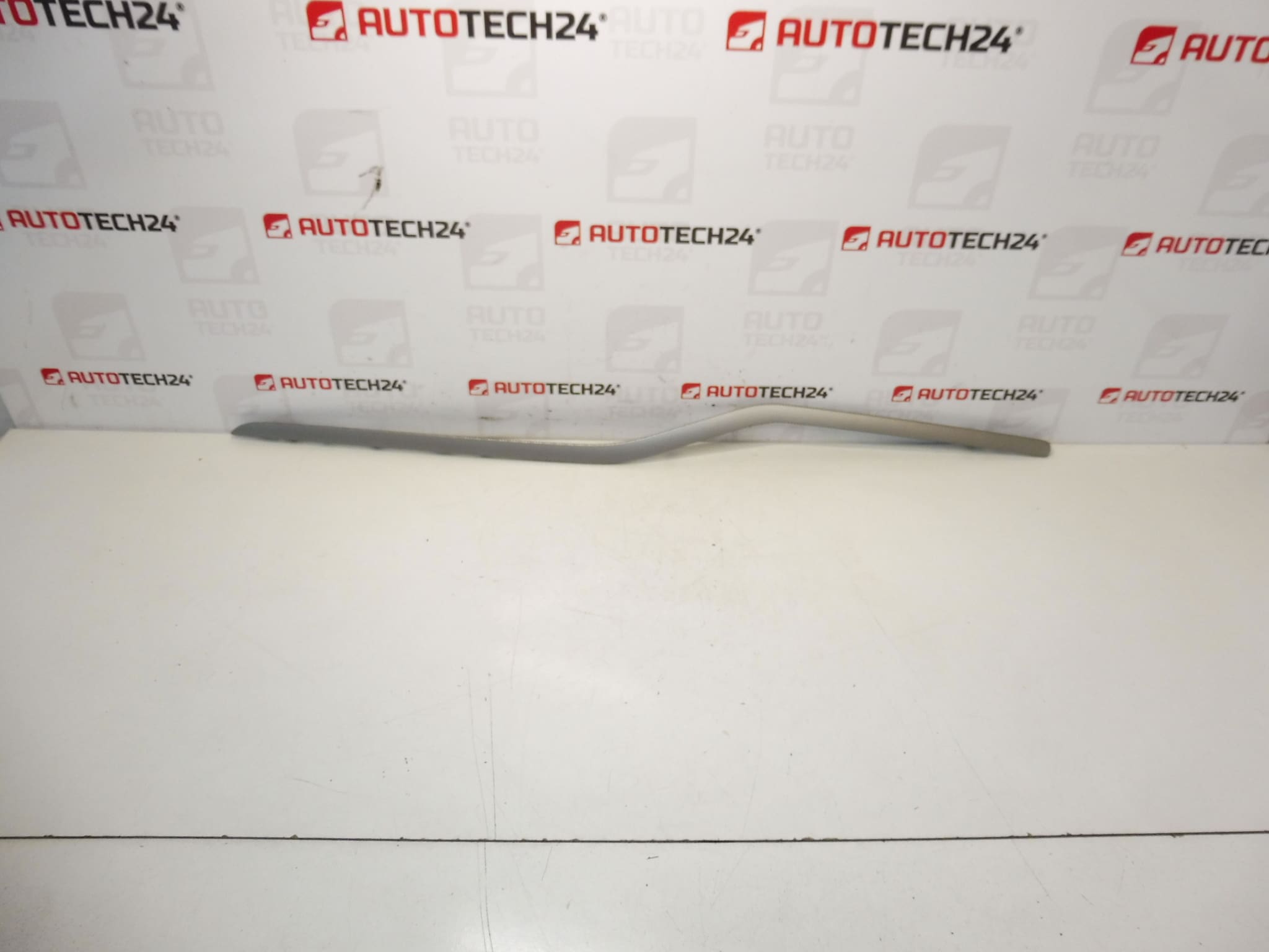 Декоративно табло Citroën C5 X7 9682315877 8231S3