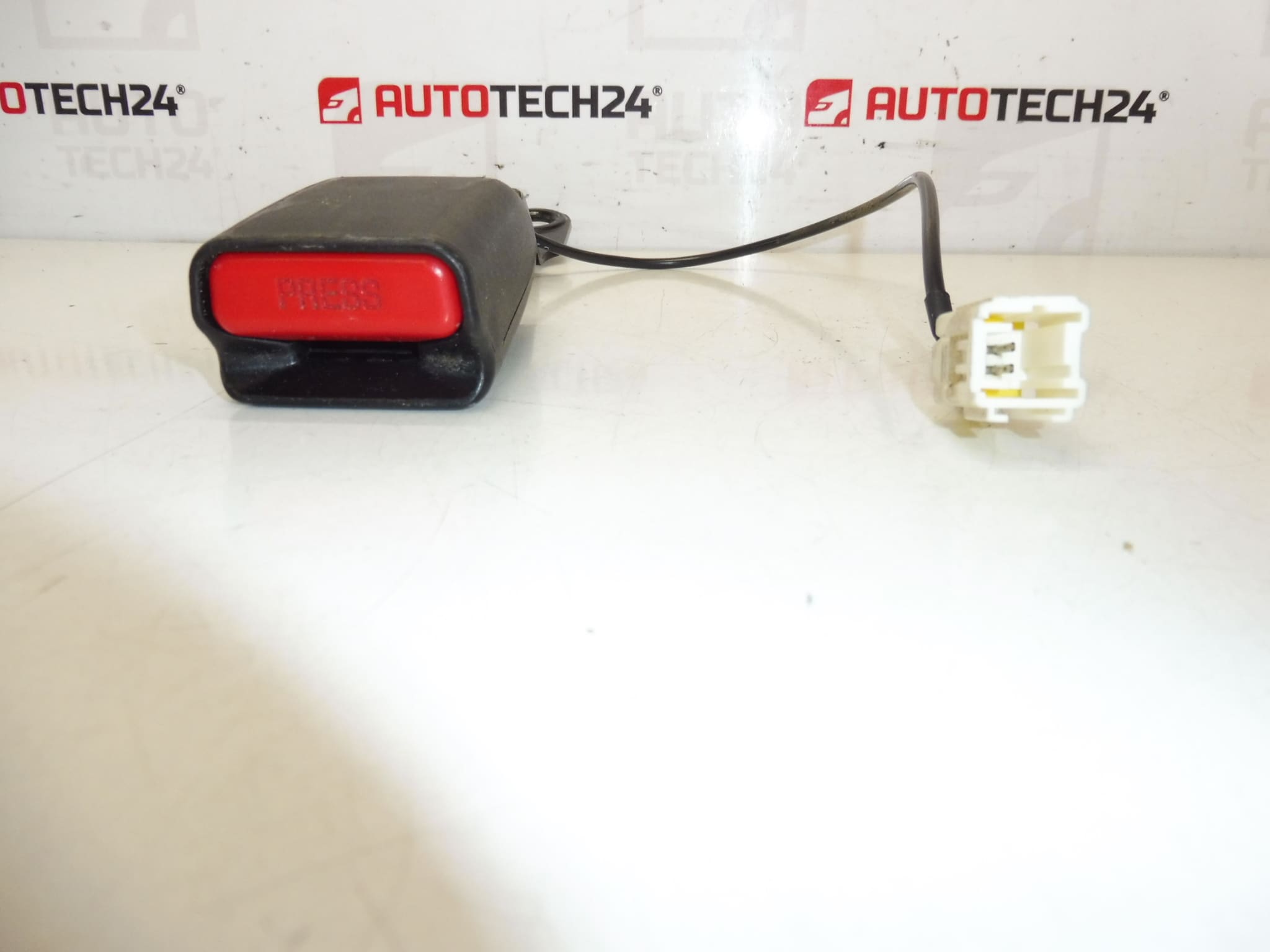 Държач за заключване на предпазен колан Citroën C4 Picasso 8975Q2 - Image 2