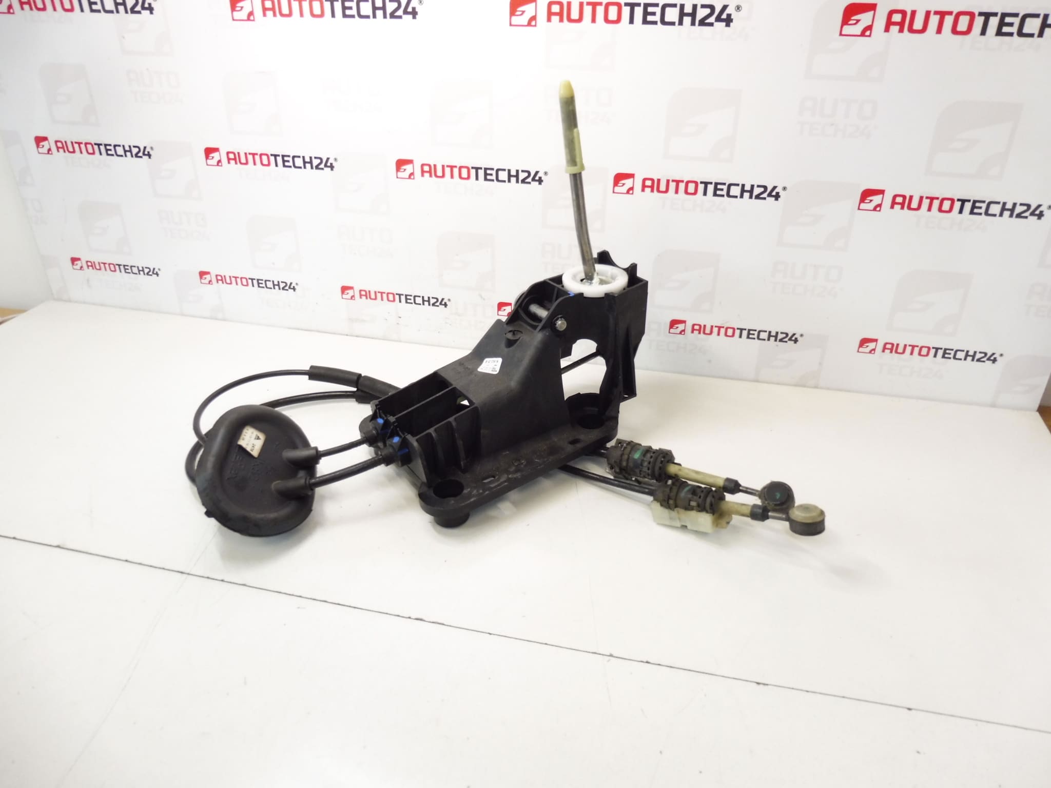 Peugeot 207 9685232980 2400JZ LEVER LEVER