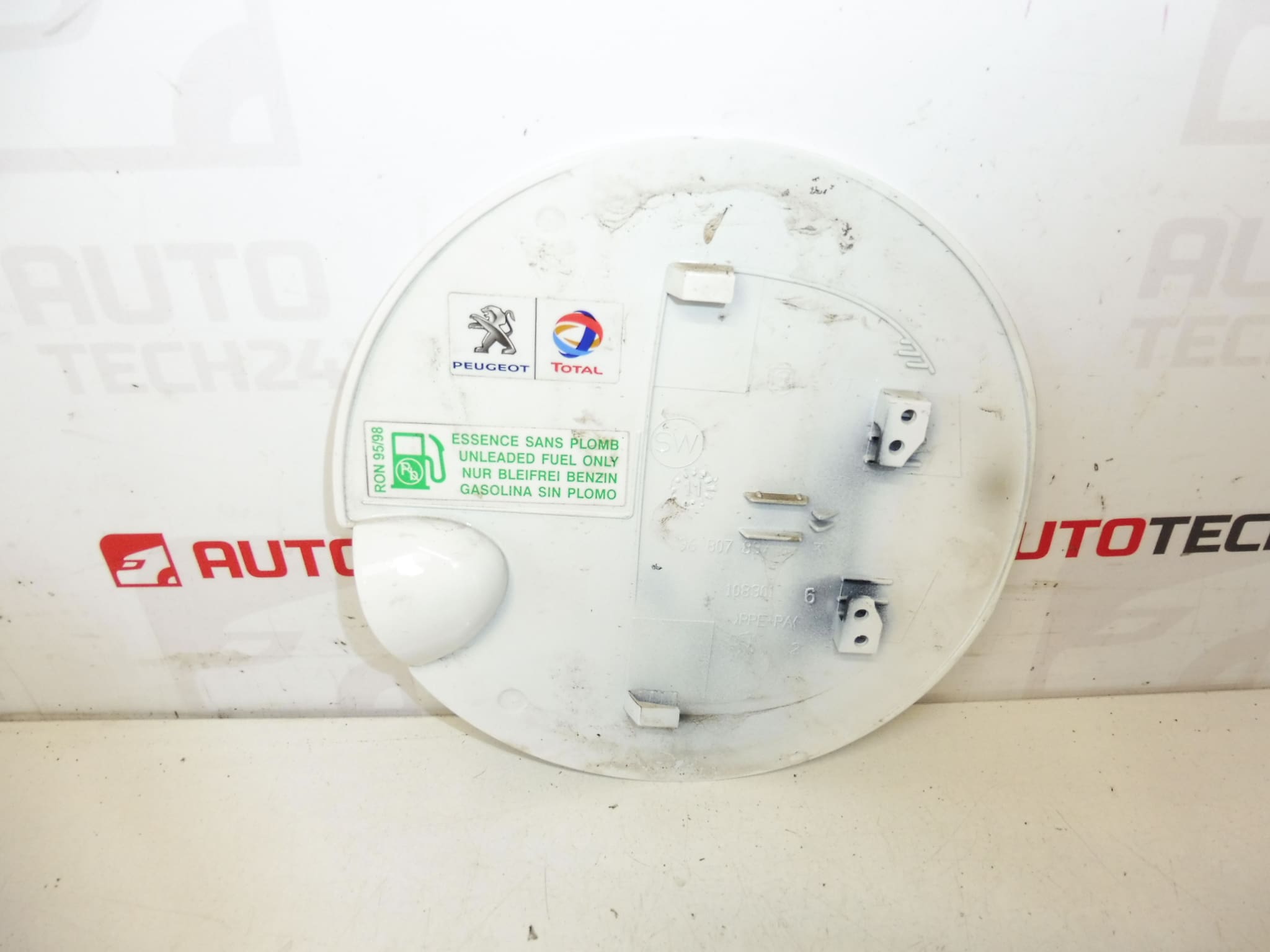 Капак на горивен резервоар Peugeot 207 EWP 1517F2 - Image 2