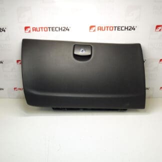 Peugeot 407 8226J0 капак