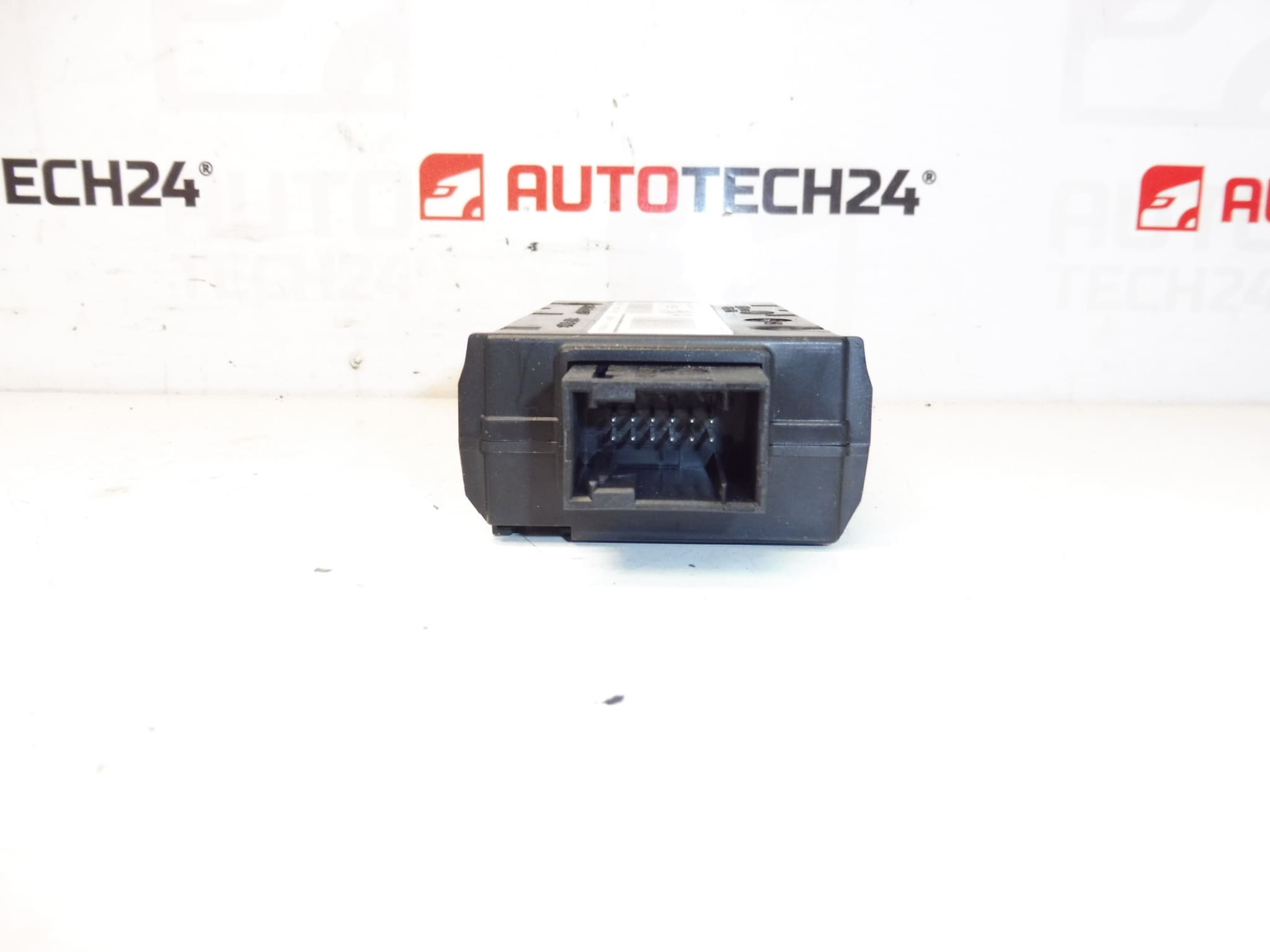 Блок за контрол на налягането на гумите Citroën Peugeot 1613702680 9807299980 - Image 2